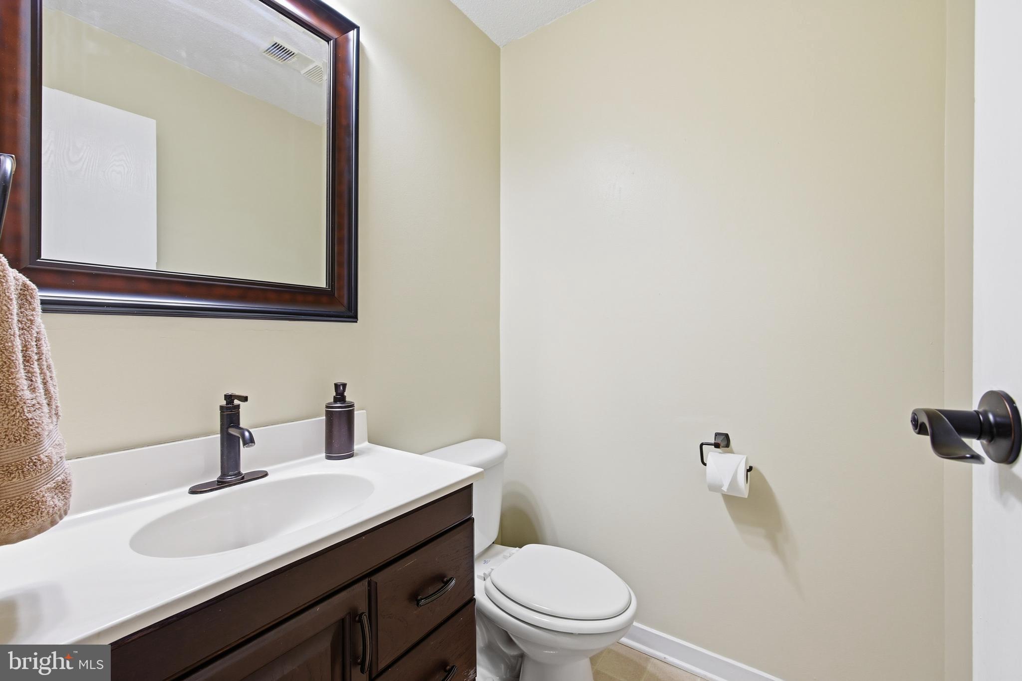 LAKEVIEW PEDESTAL HOMES - Residential