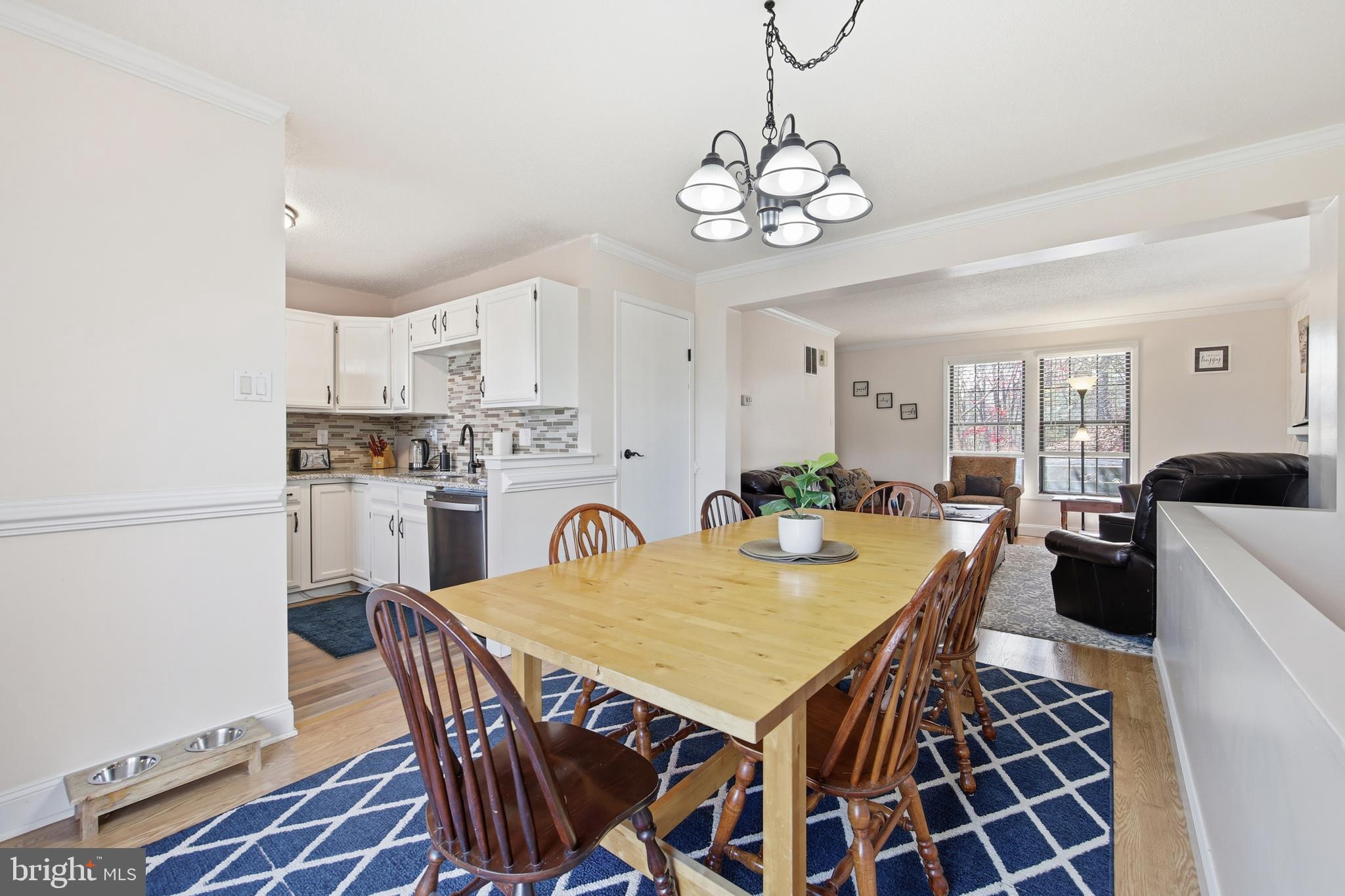 LAKEVIEW PEDESTAL HOMES - Residential