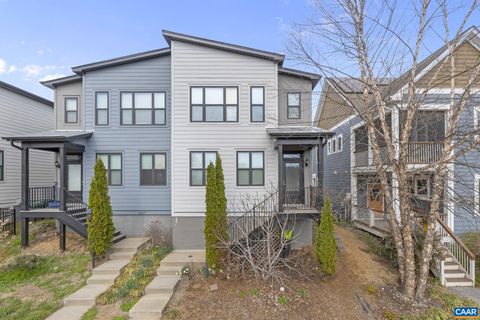 Townhouse For Sale - 1429 Midland St St<br/> Charlottesville City County, CHARLOTTESVILLE, VA 22902