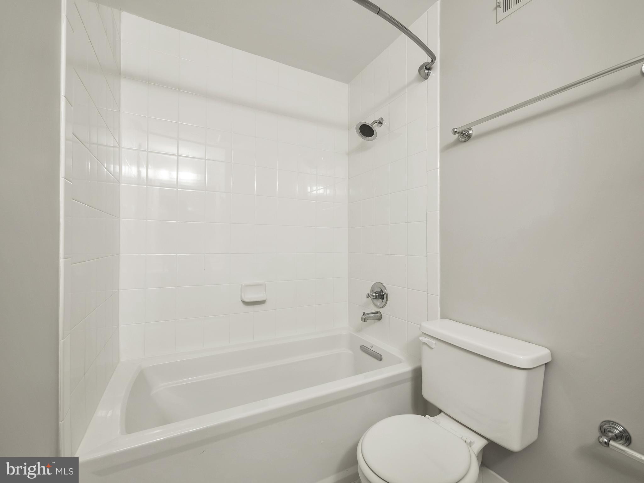 ROLLING VALLEY WEST - Residential Lease