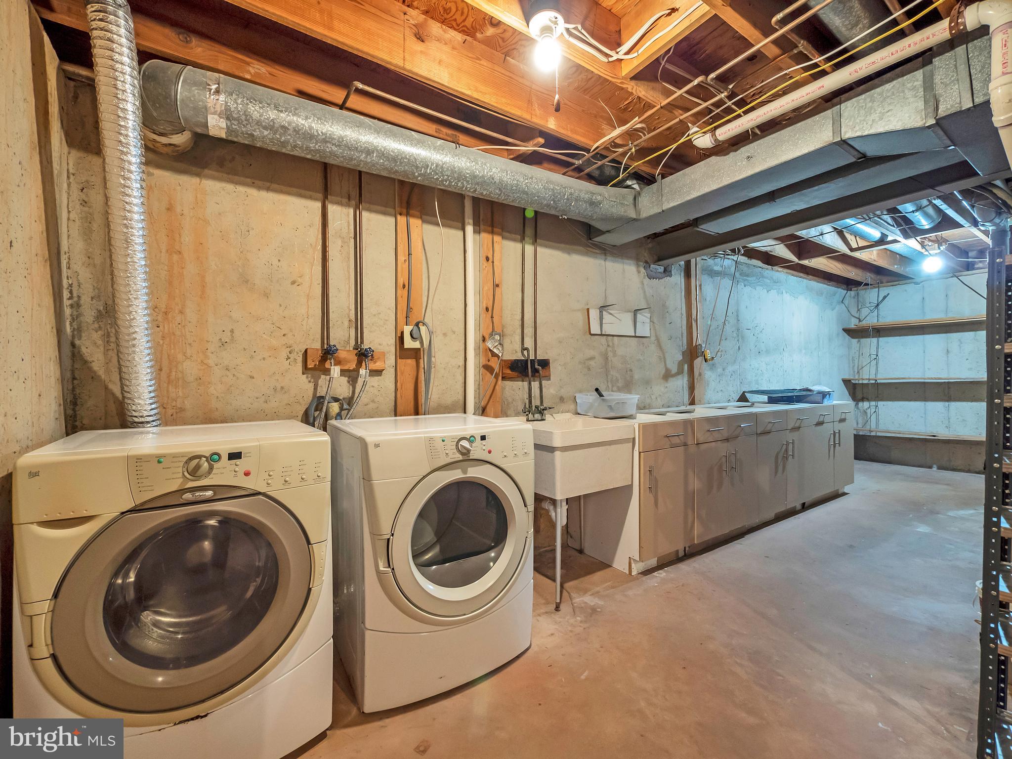 ROLLING VALLEY WEST - Residential Lease