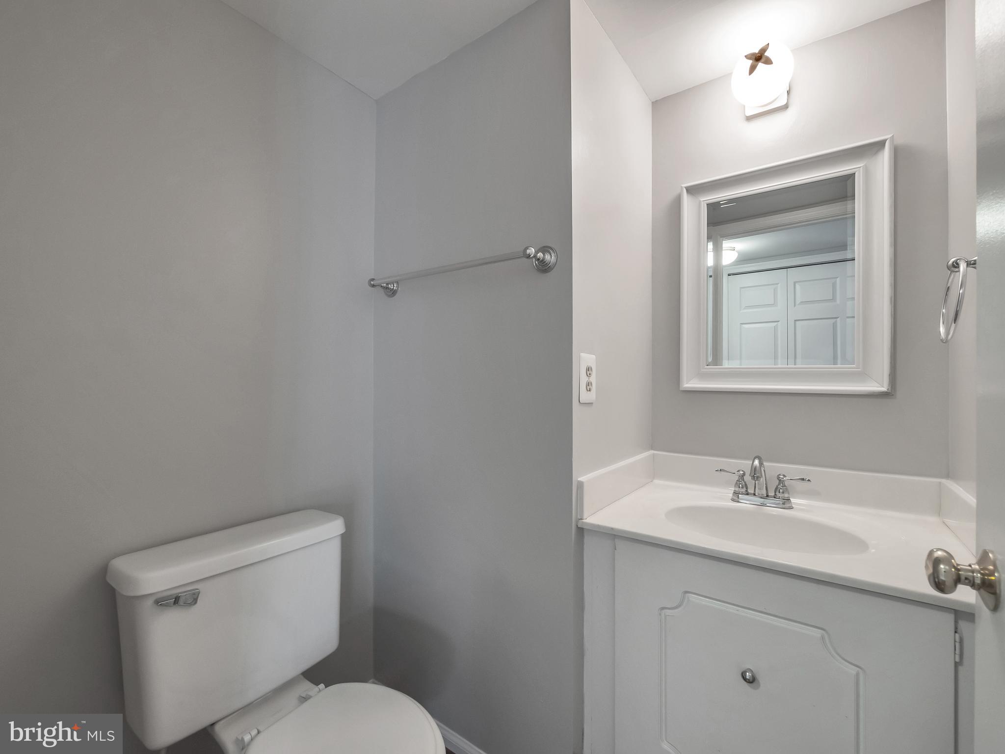 ROLLING VALLEY WEST - Residential Lease