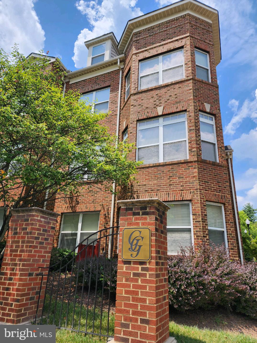 GOVERNORS GRANT - Residential Lease