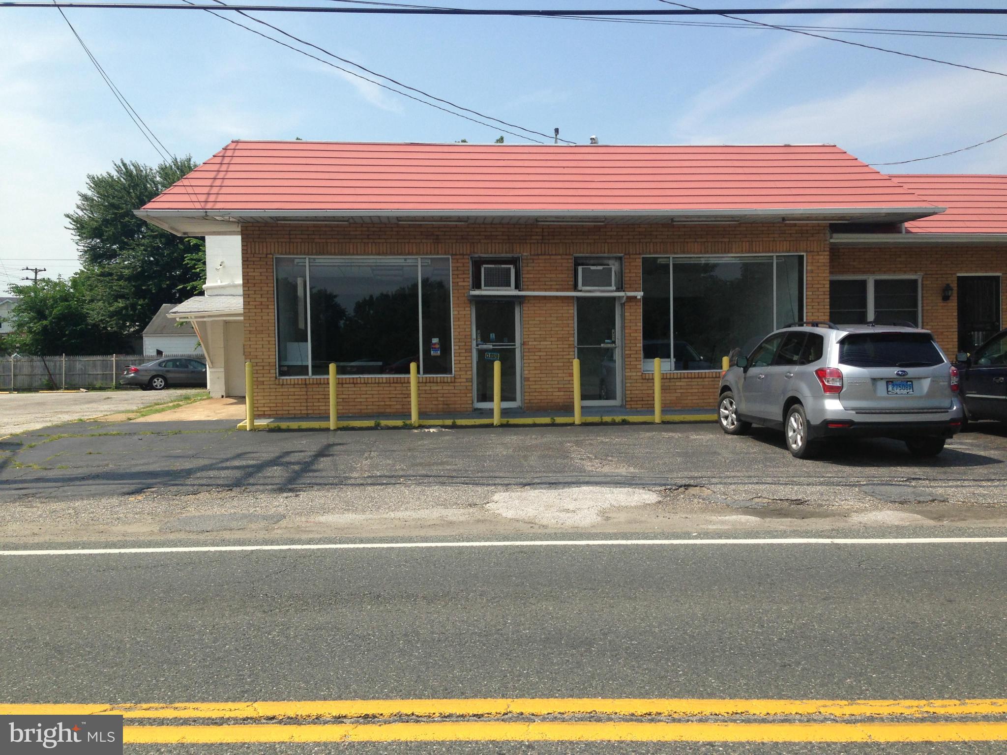 GRAY MANOR - Commercial Lease