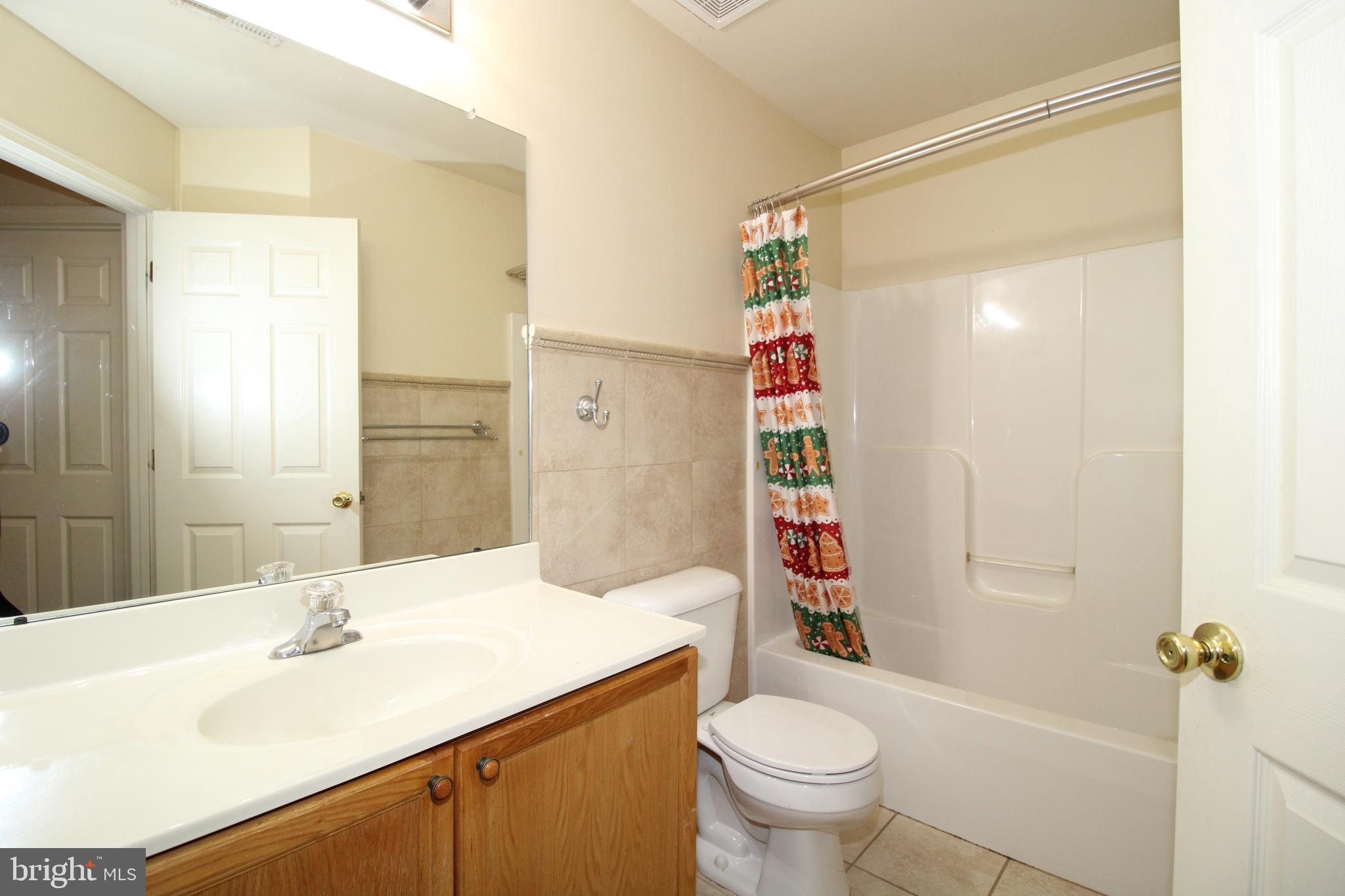 PARK OVERLOOK TOWNHOMES - Residential