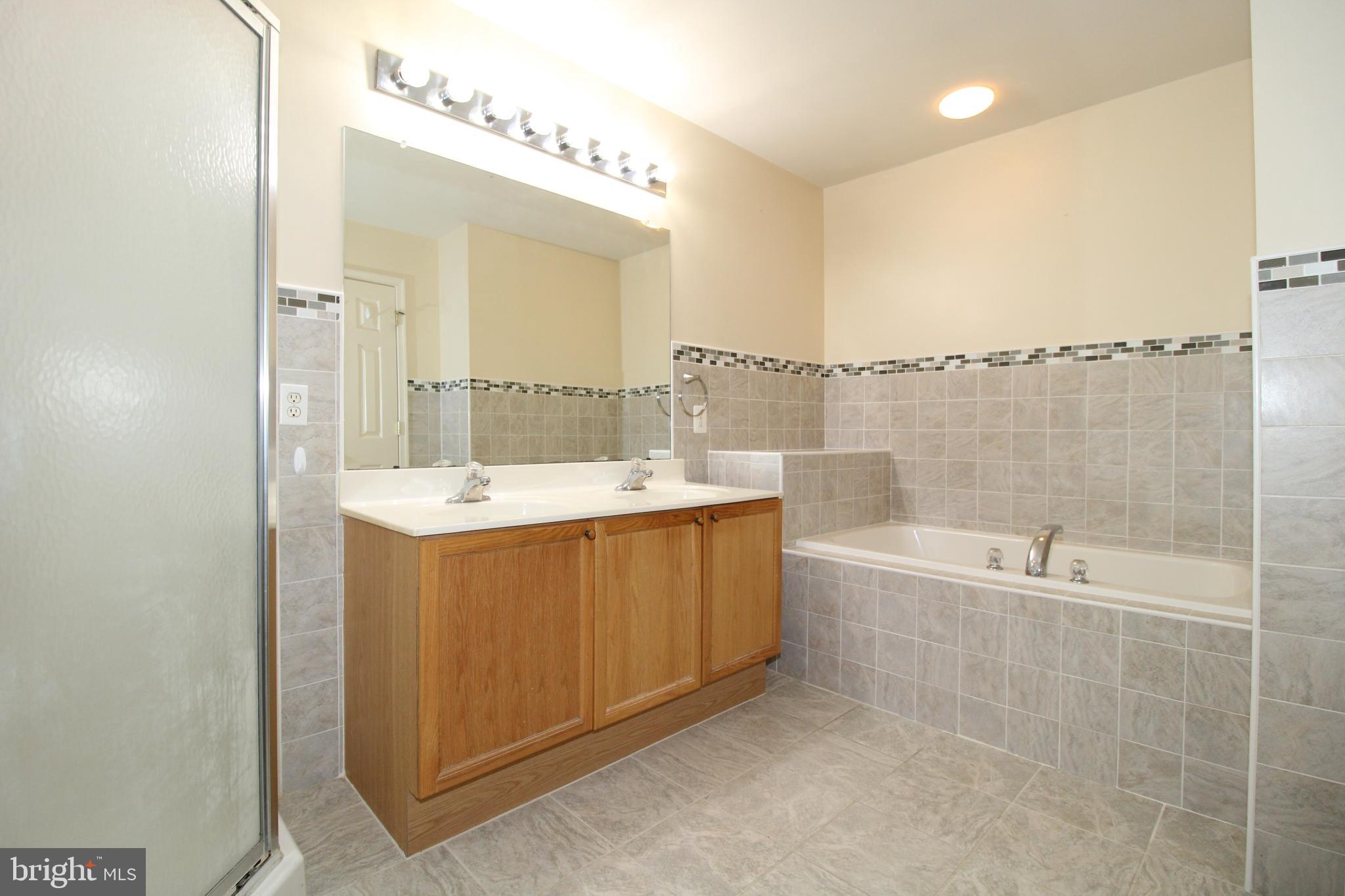 PARK OVERLOOK TOWNHOMES - Residential