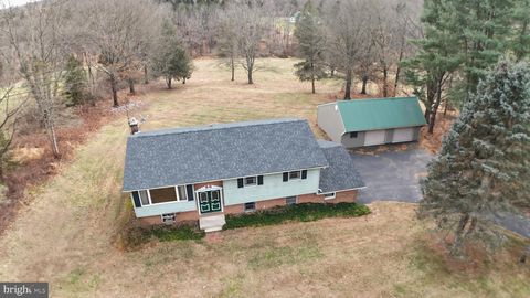 3288 SLIFER VALLEY ROAD RIEGELSVILLE PA 18077