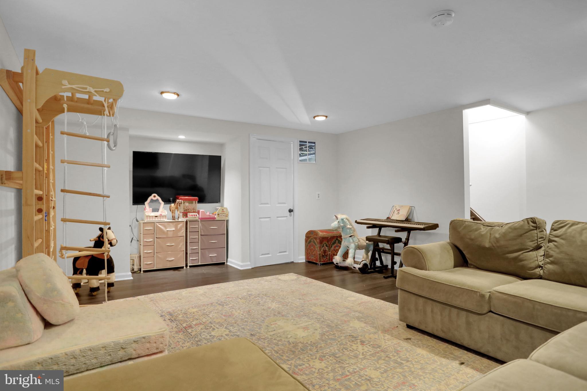 RODGERS FORGE - Residential