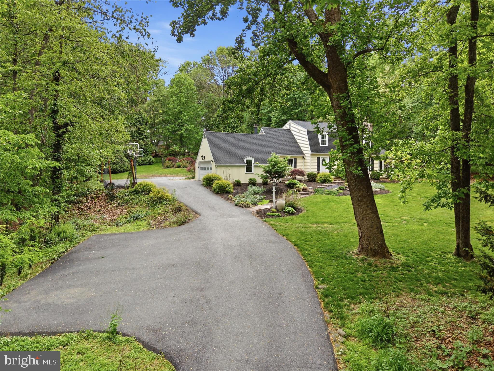 1263 FAWNWOOD DRIVE