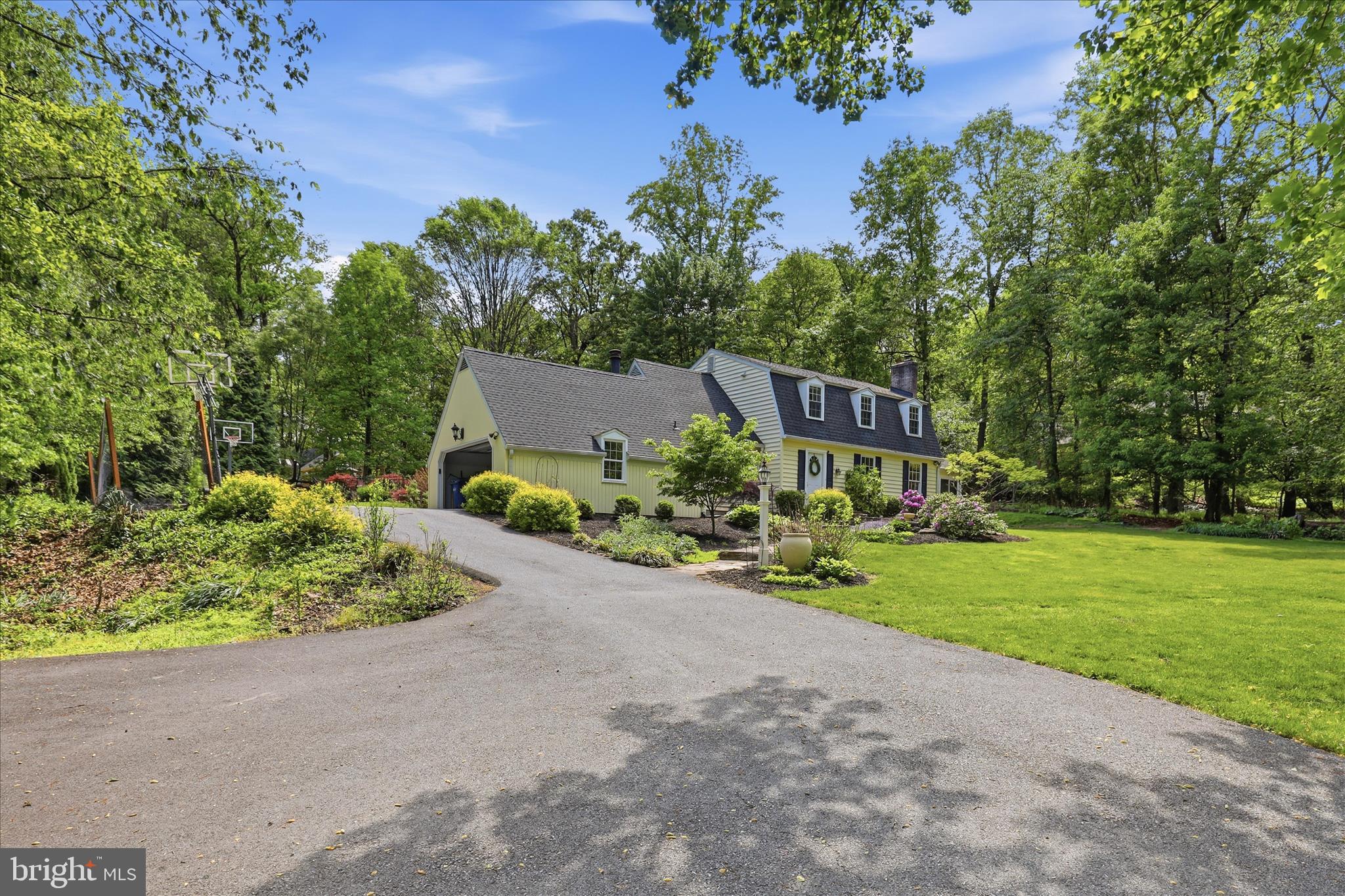 1263 FAWNWOOD DRIVE