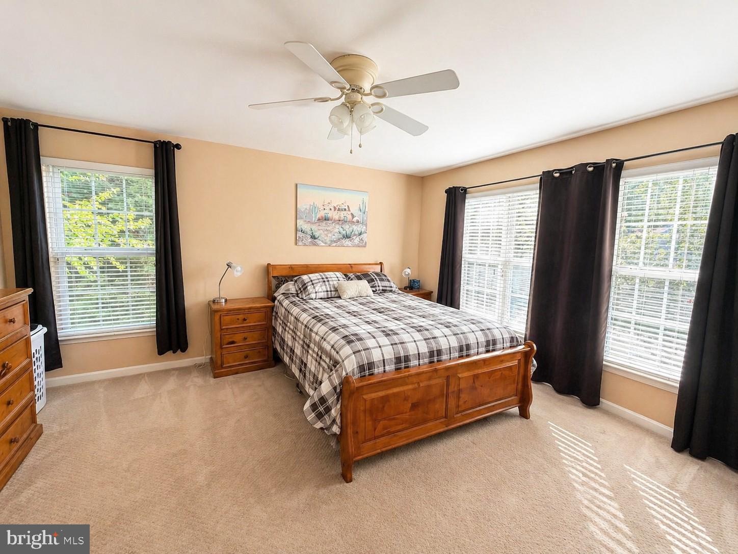 MONTCLAIR ST4 - Residential