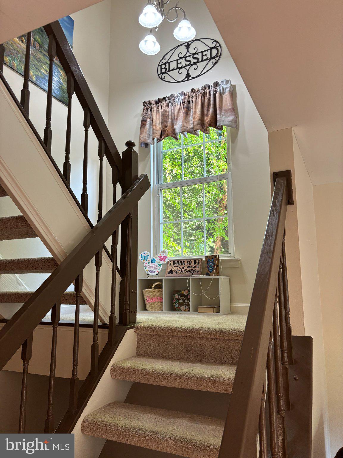 MONTCLAIR ST4 - Residential