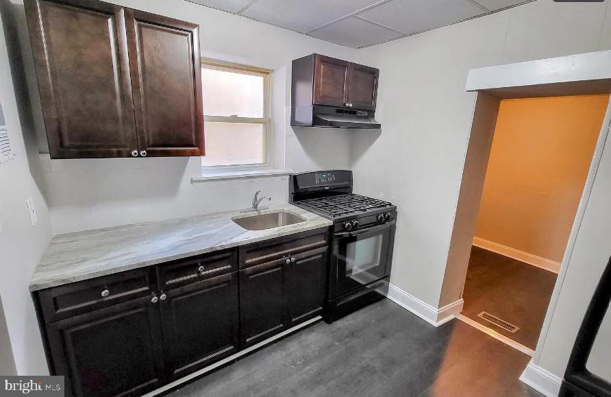 POINT BREEZE - Residential