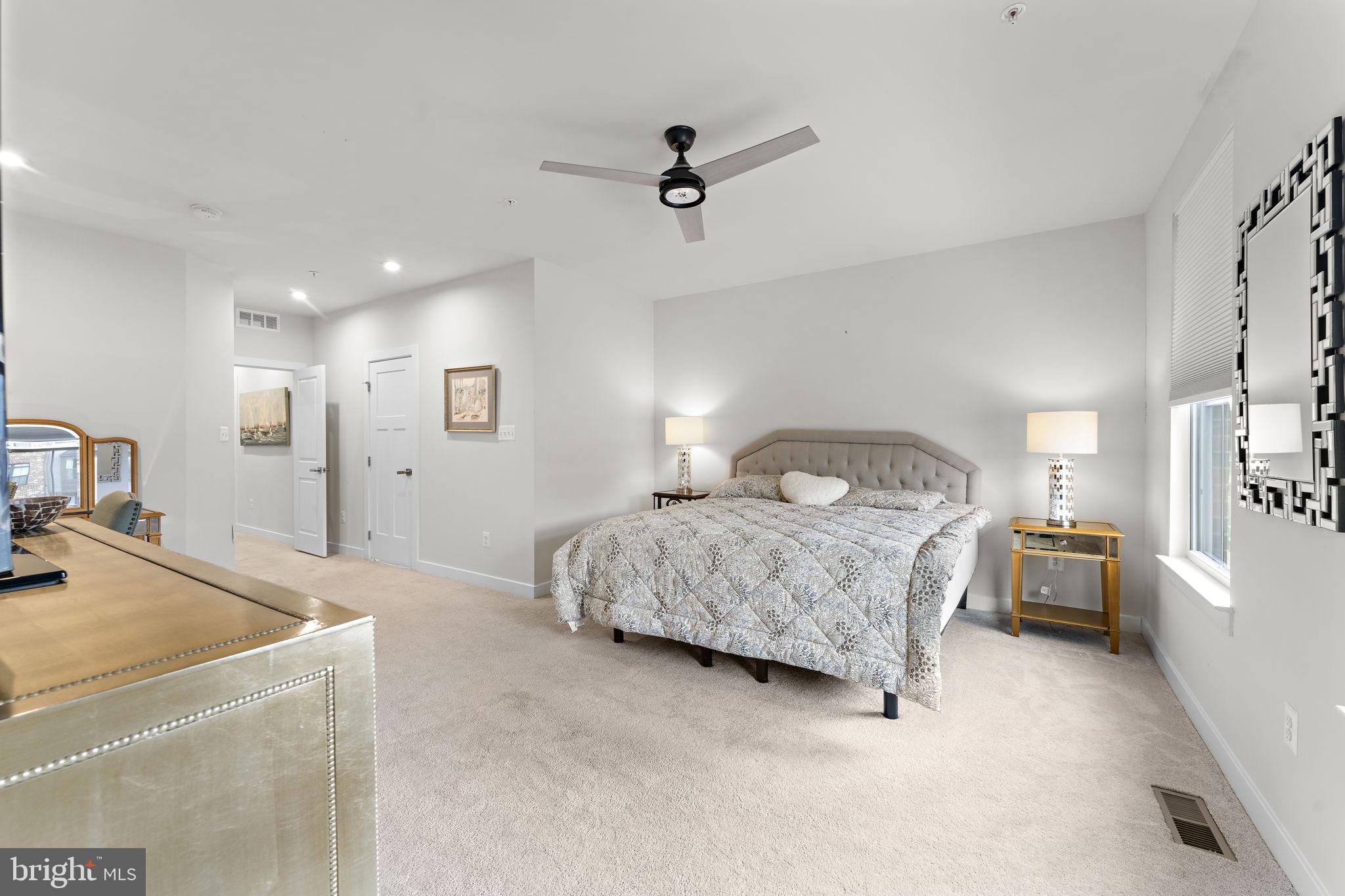 FOSTER'S GLEN - Residential