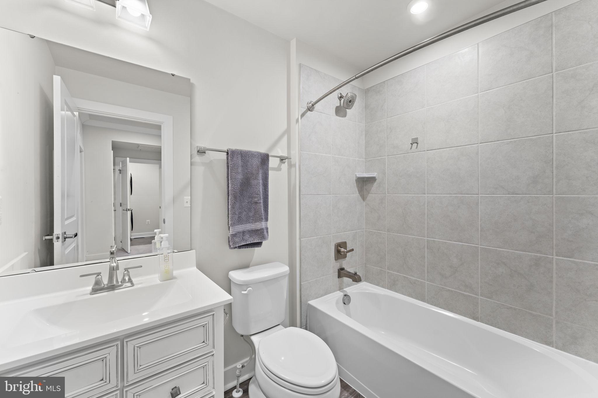 FOSTER'S GLEN - Residential