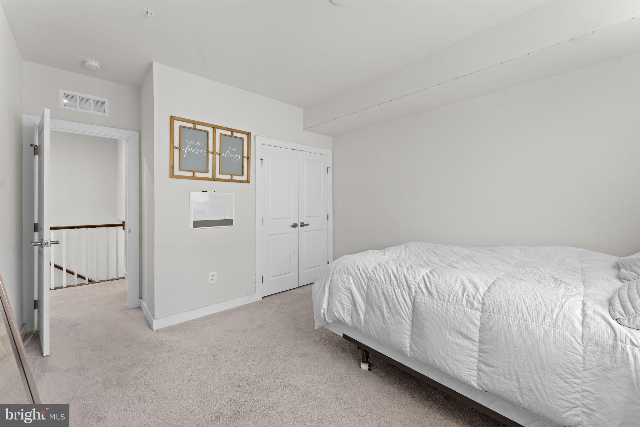 FOSTER'S GLEN - Residential