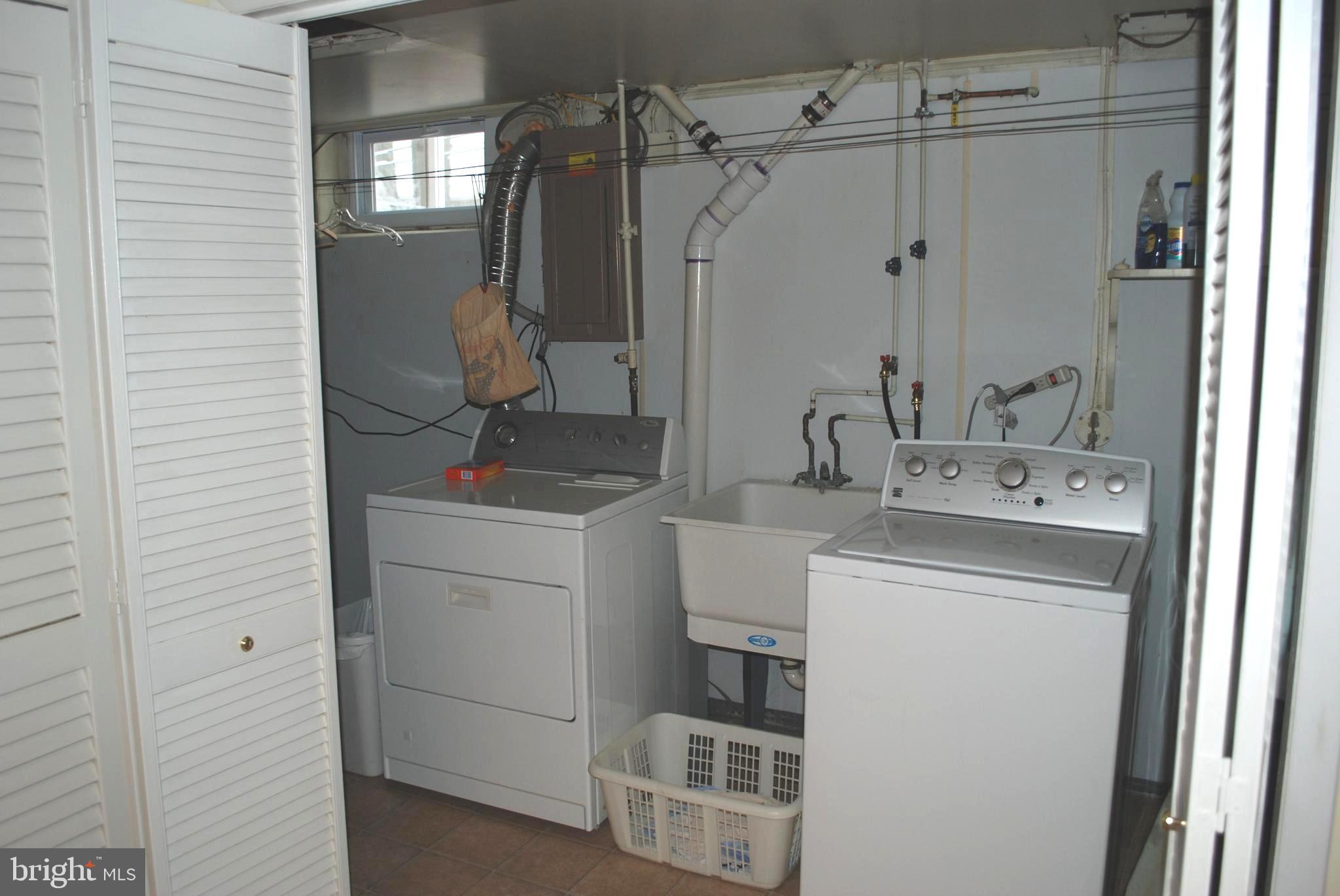 FOUNTAIN HILL - Residential