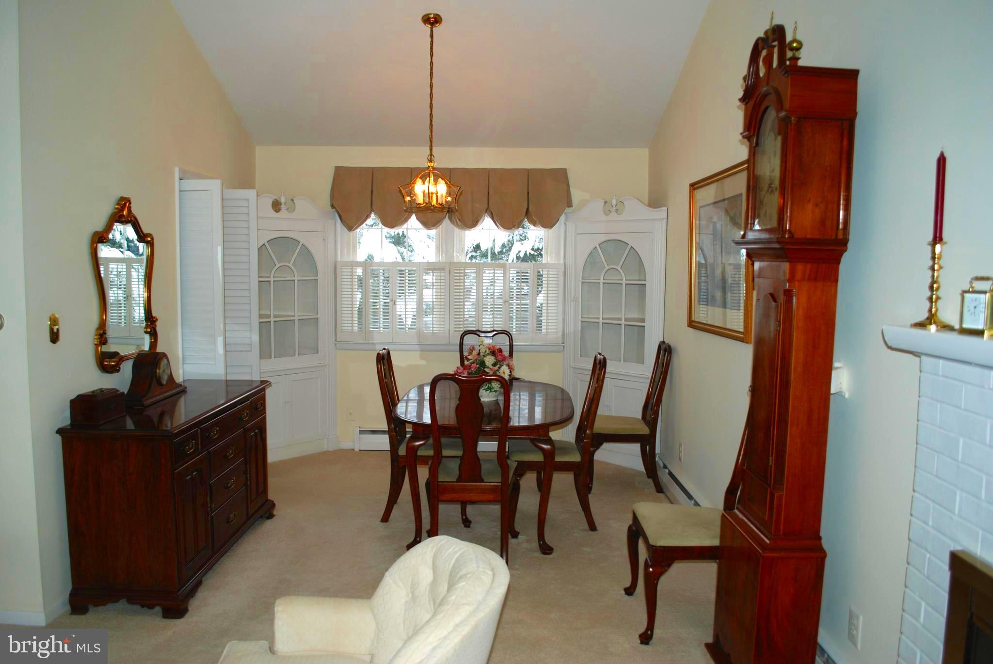 FOUNTAIN HILL - Residential