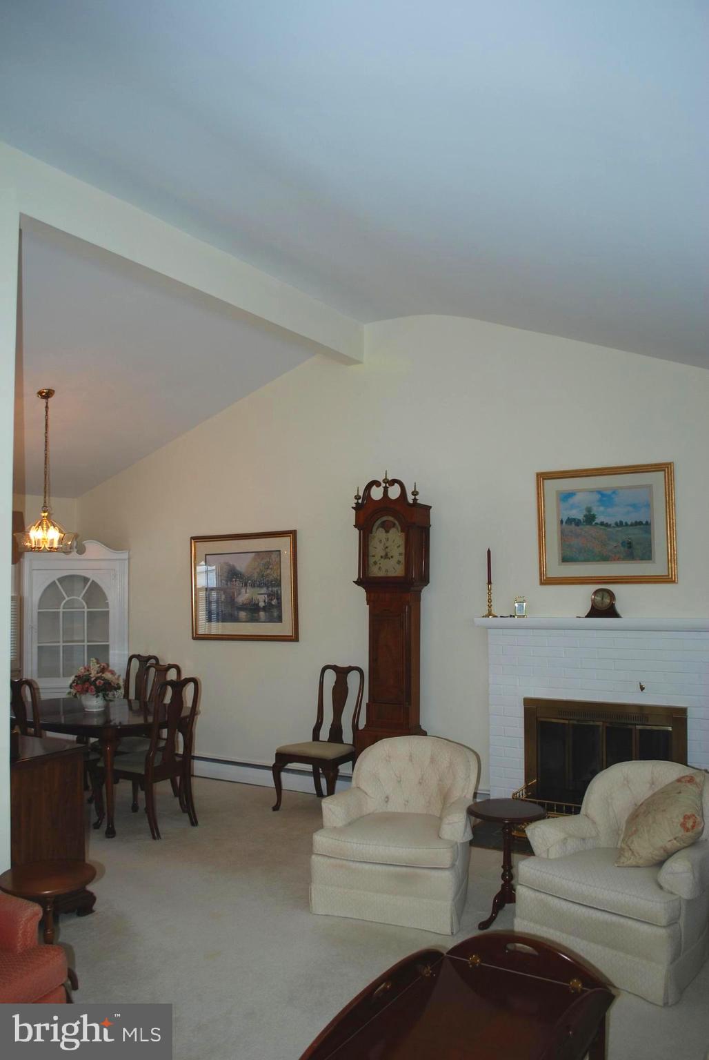 FOUNTAIN HILL - Residential