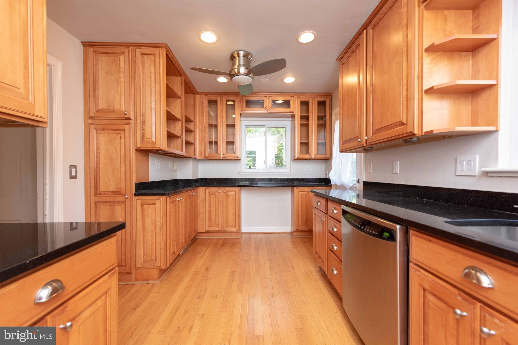 BRADDOCK HEIGHTS - Residential Lease