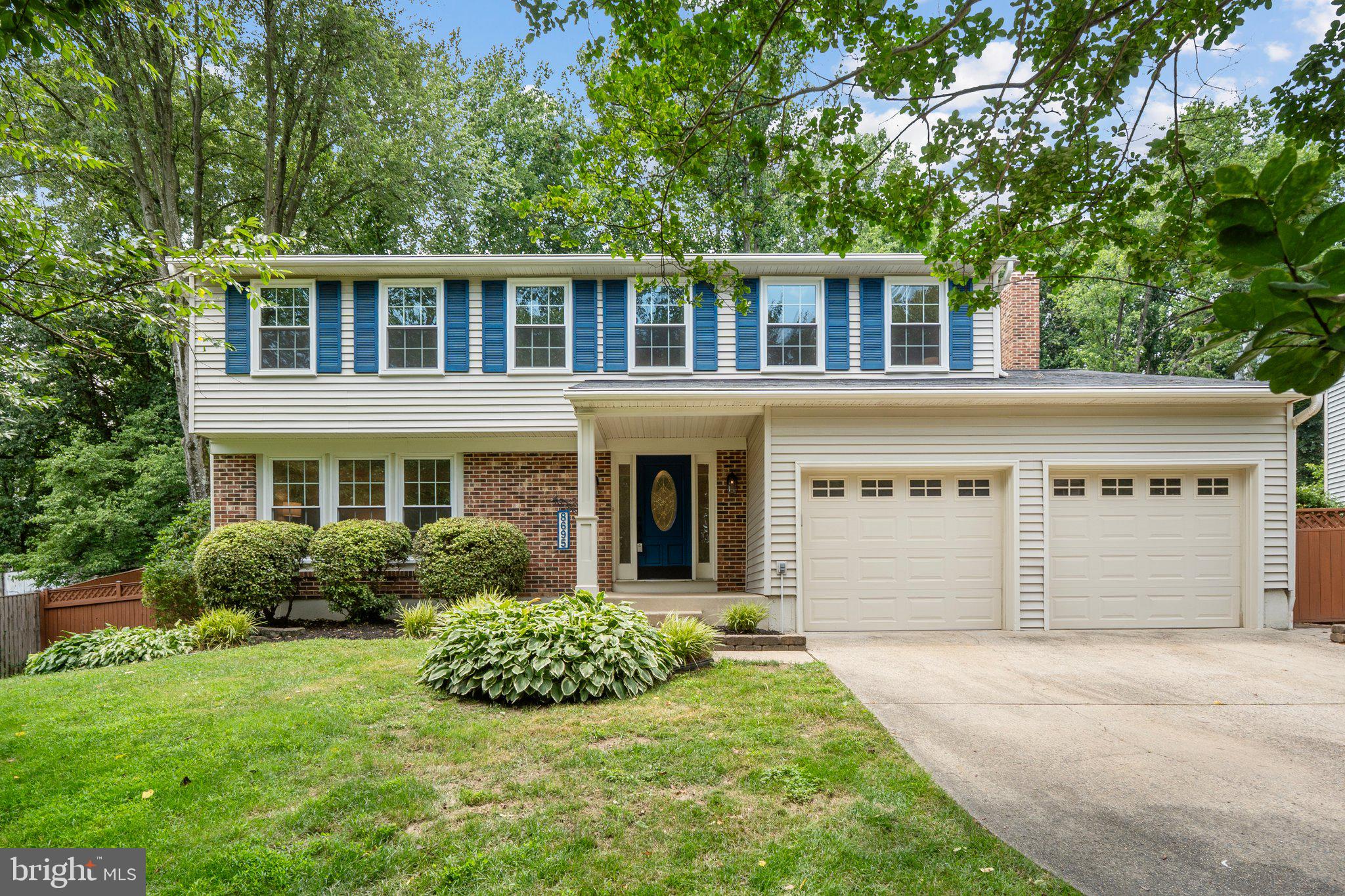 8695 YOUNG COURT