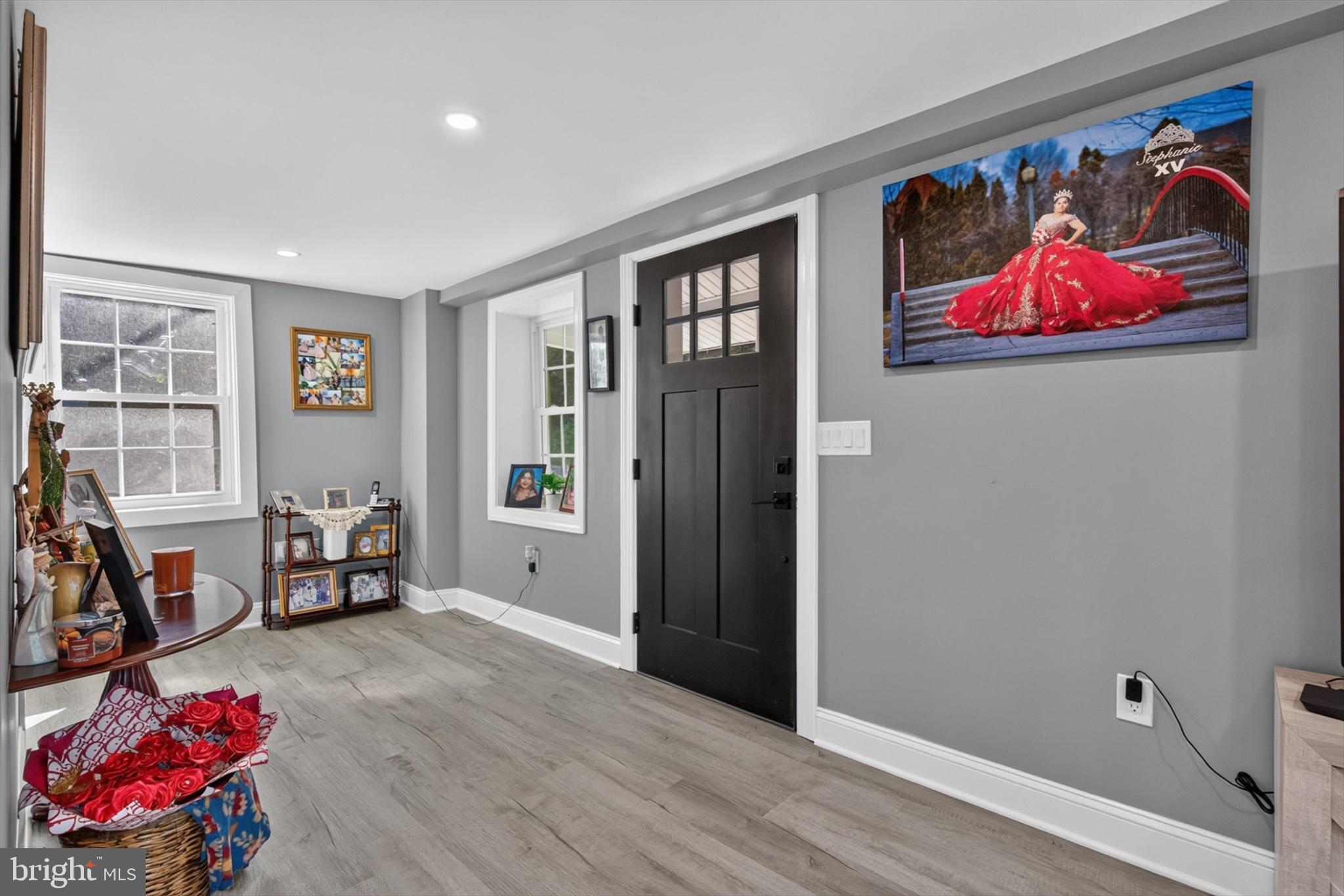 122 CREEKSIDE DRIVE