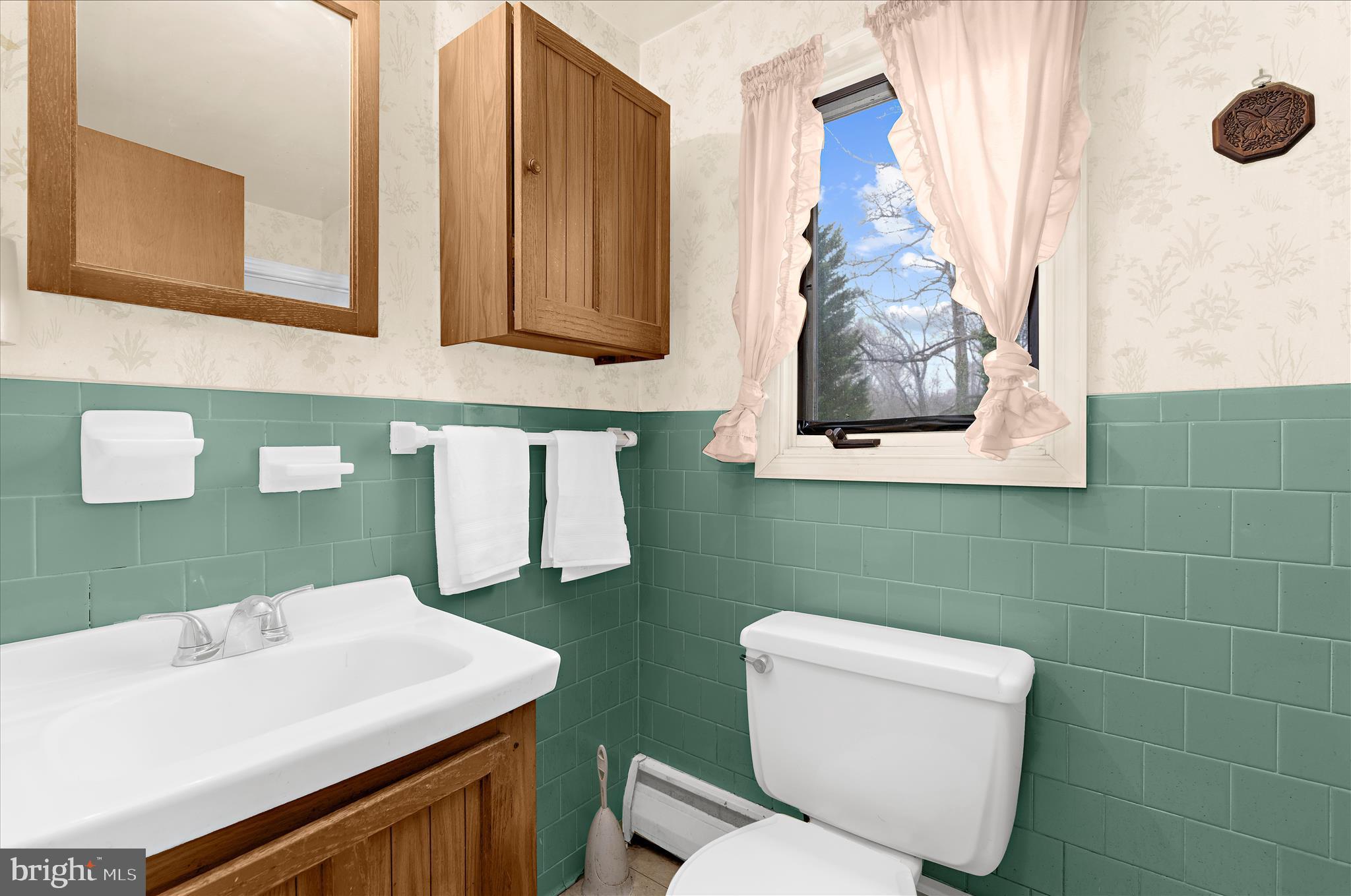 HUNTING HILLS ESTATES - Residential