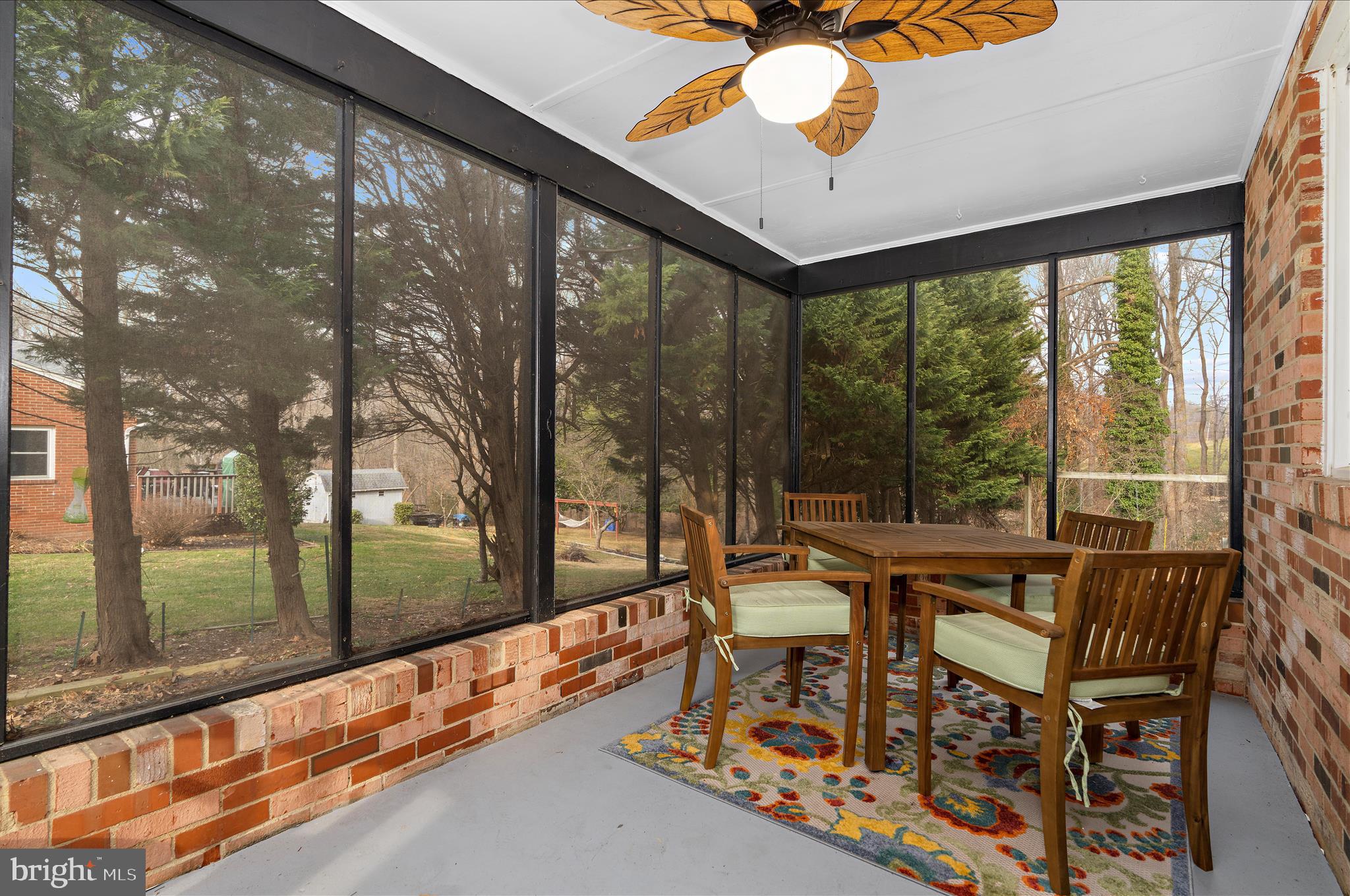 HUNTING HILLS ESTATES - Residential