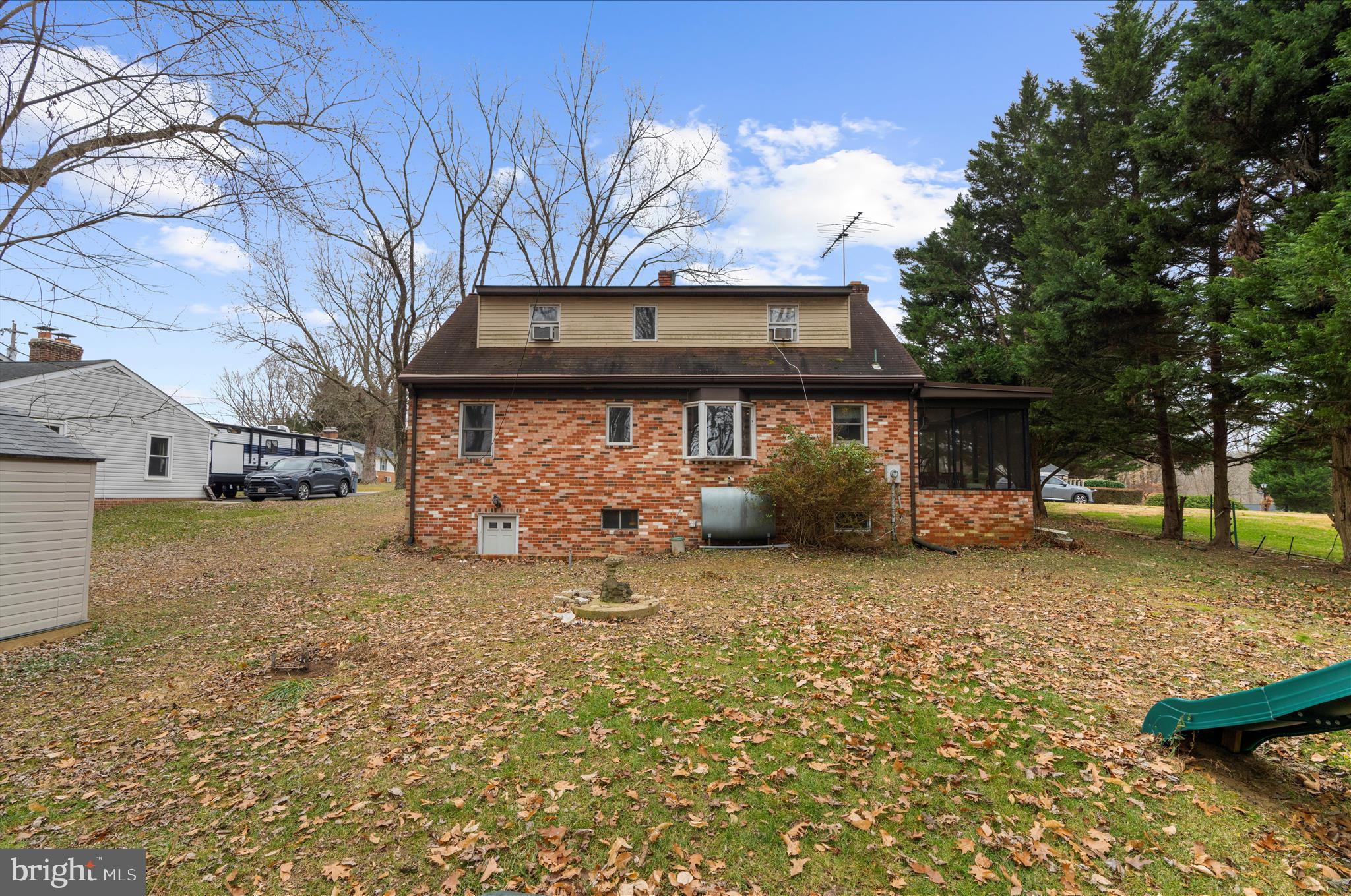 HUNTING HILLS ESTATES - Residential