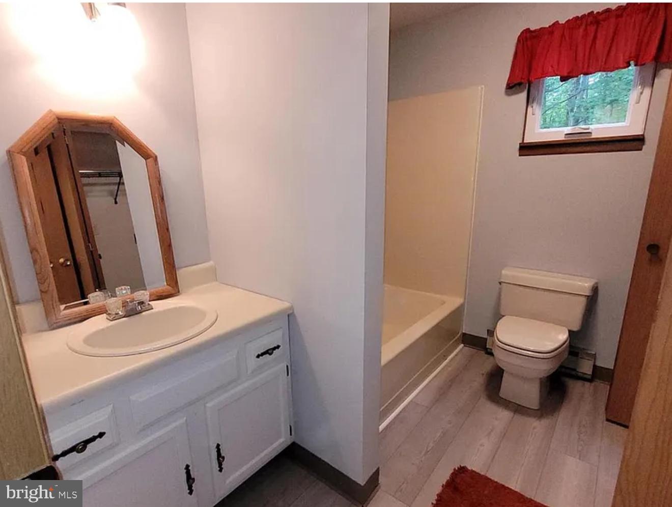 POCONO COUNTRY PLACE - Residential