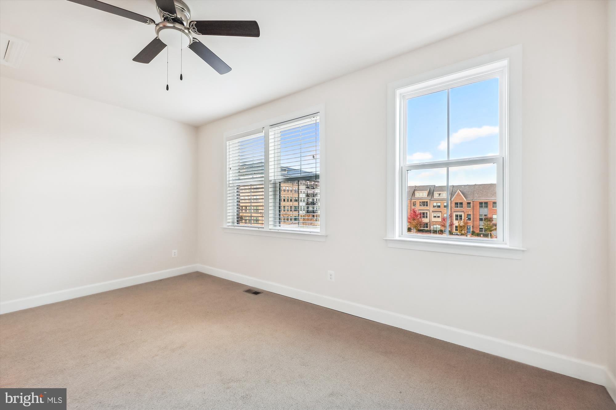 RIVERDALE PARK STATION - Residential Lease