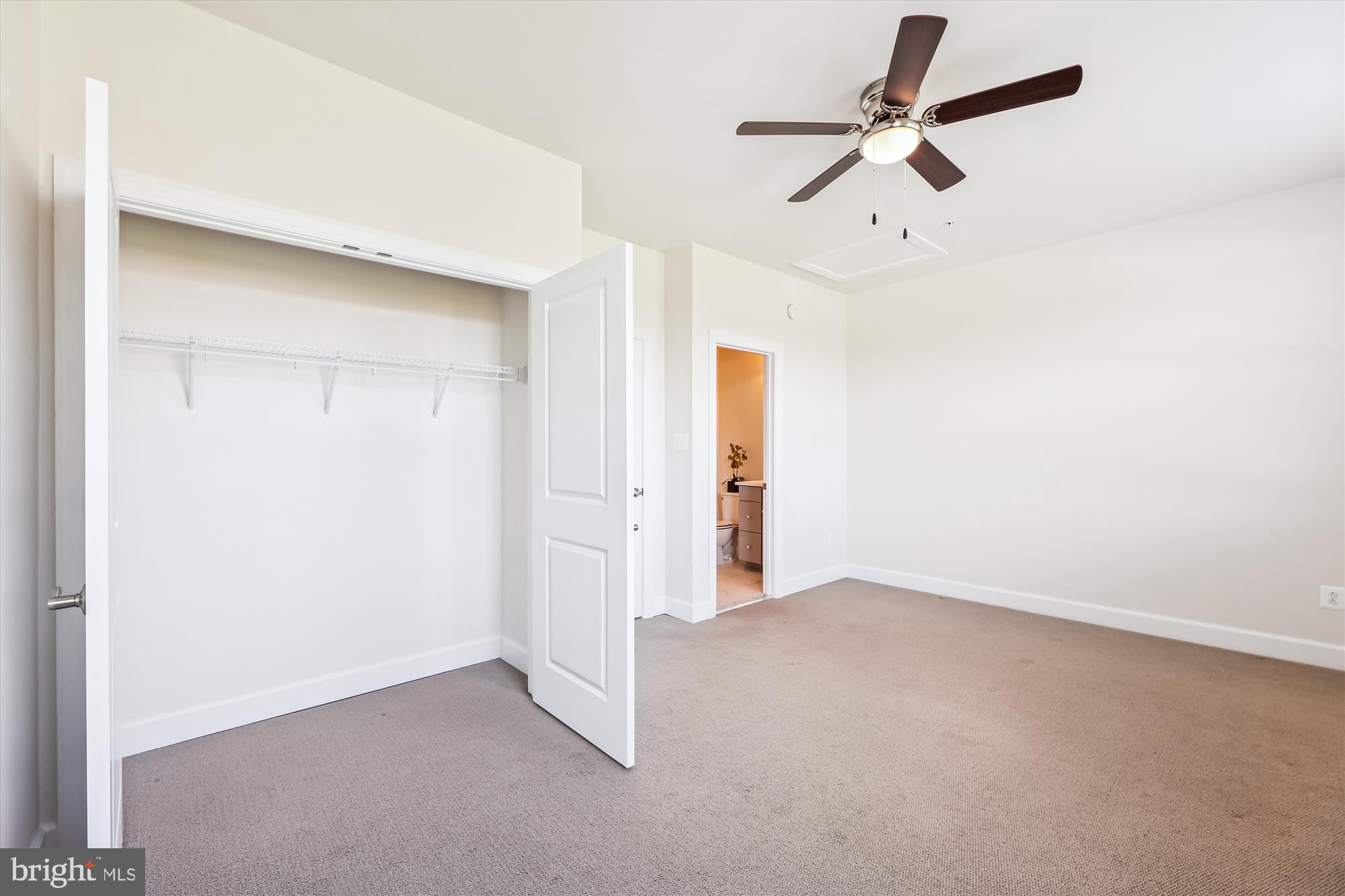 RIVERDALE PARK STATION - Residential Lease