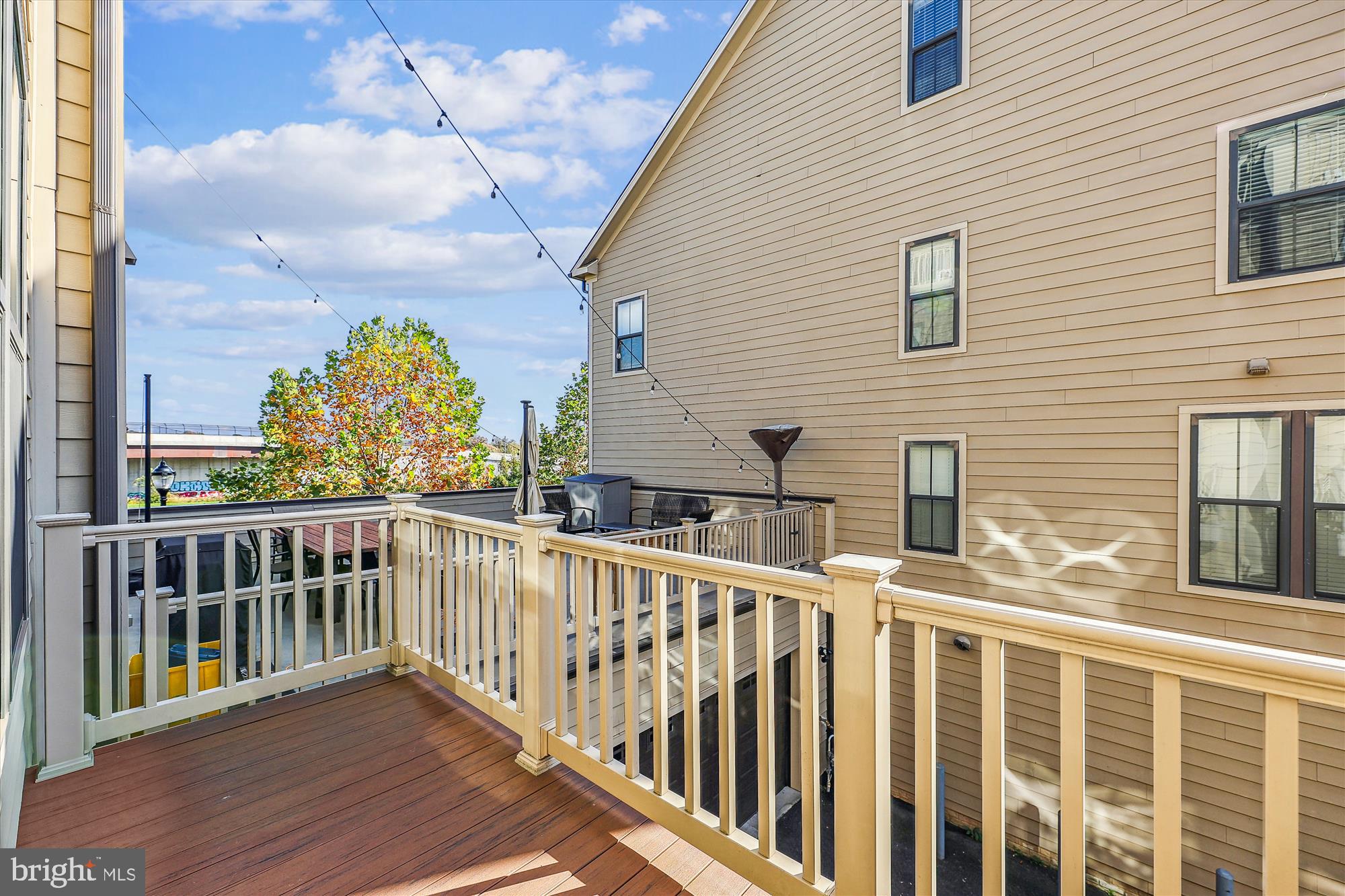 RIVERDALE PARK STATION - Residential Lease