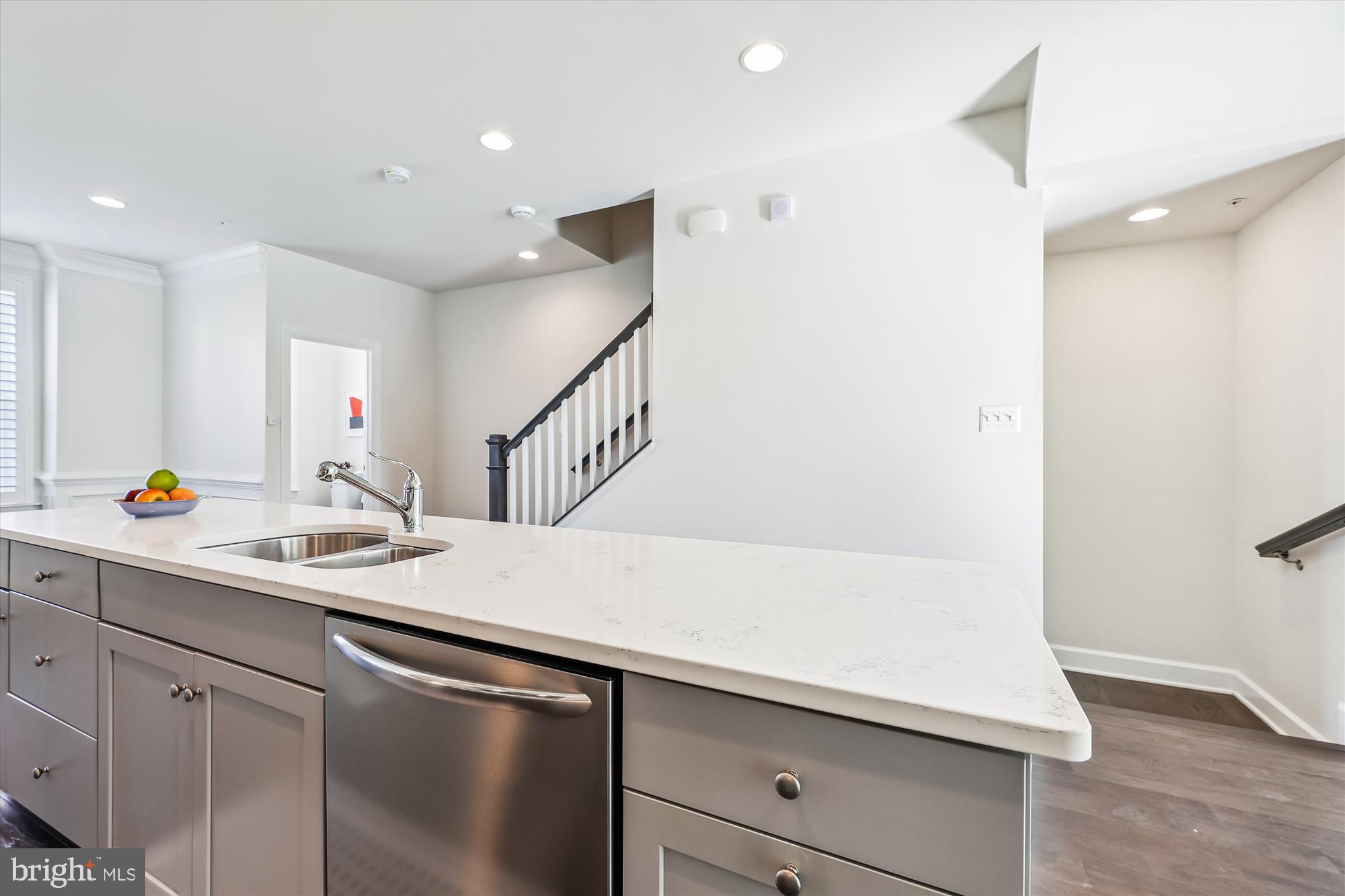 RIVERDALE PARK STATION - Residential Lease