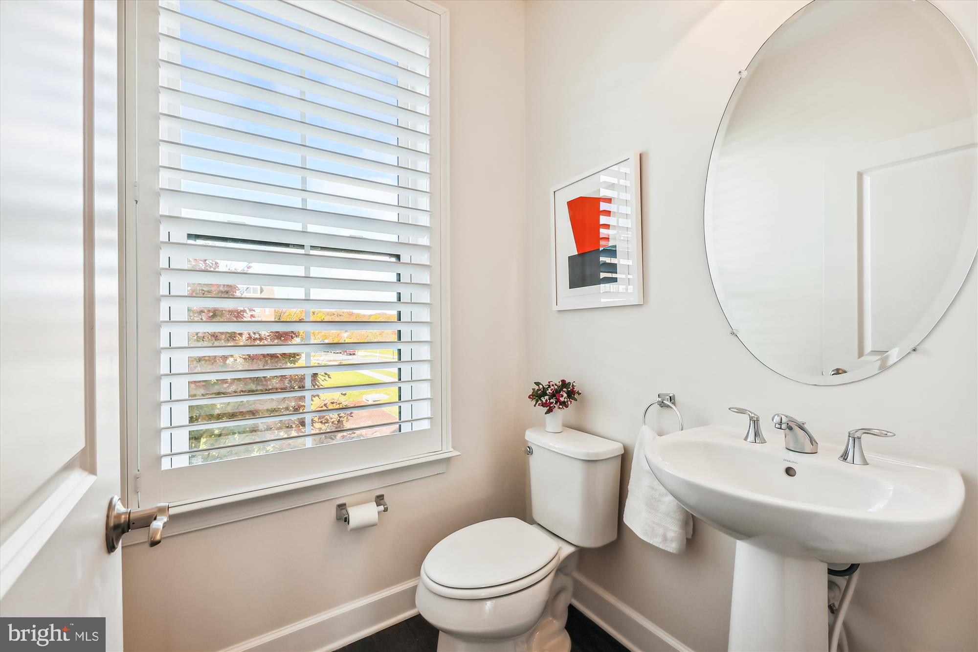 RIVERDALE PARK STATION - Residential Lease