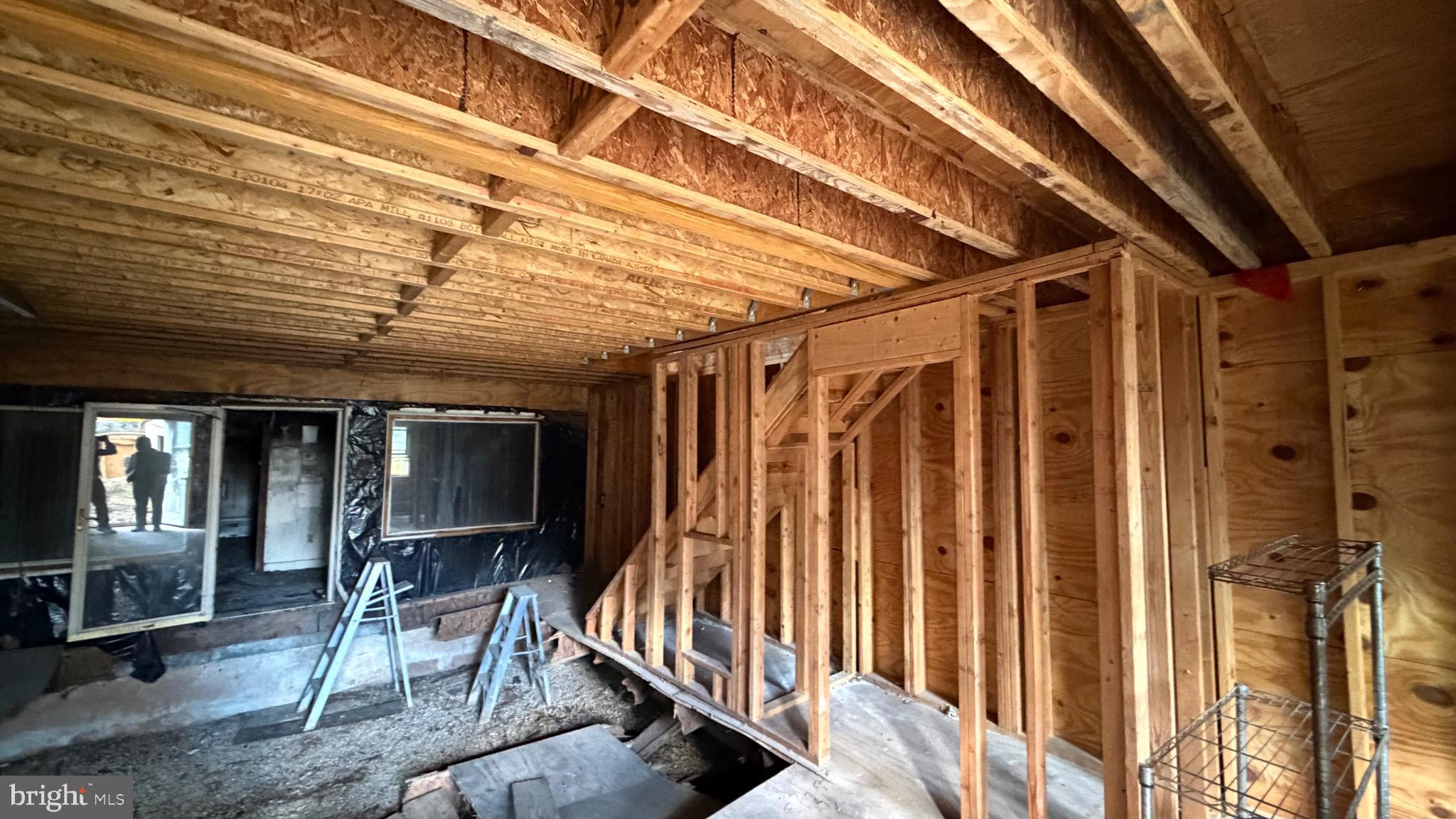 HATFIELD CROSSING - Residential