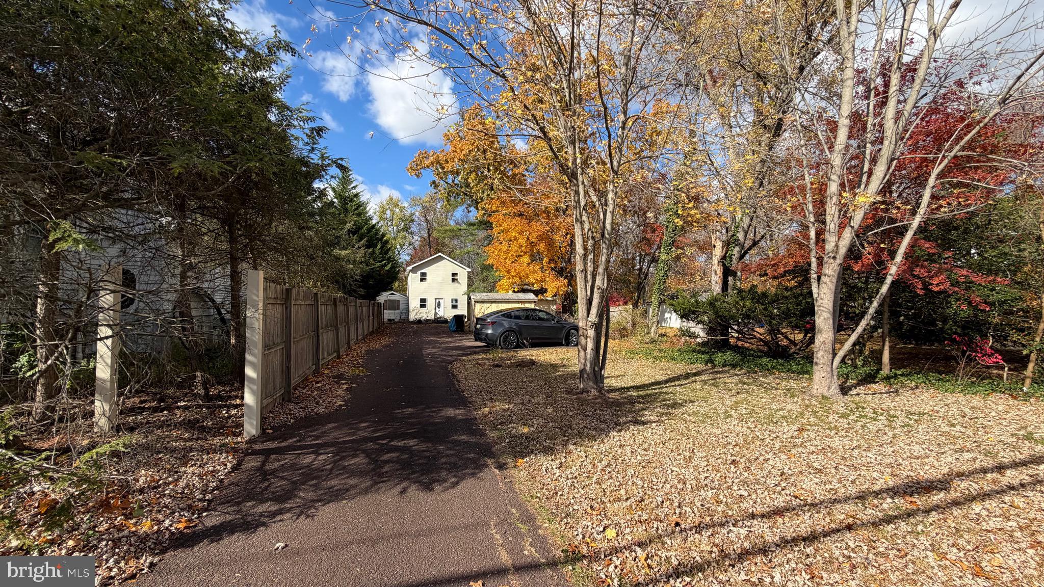 HATFIELD CROSSING - Residential