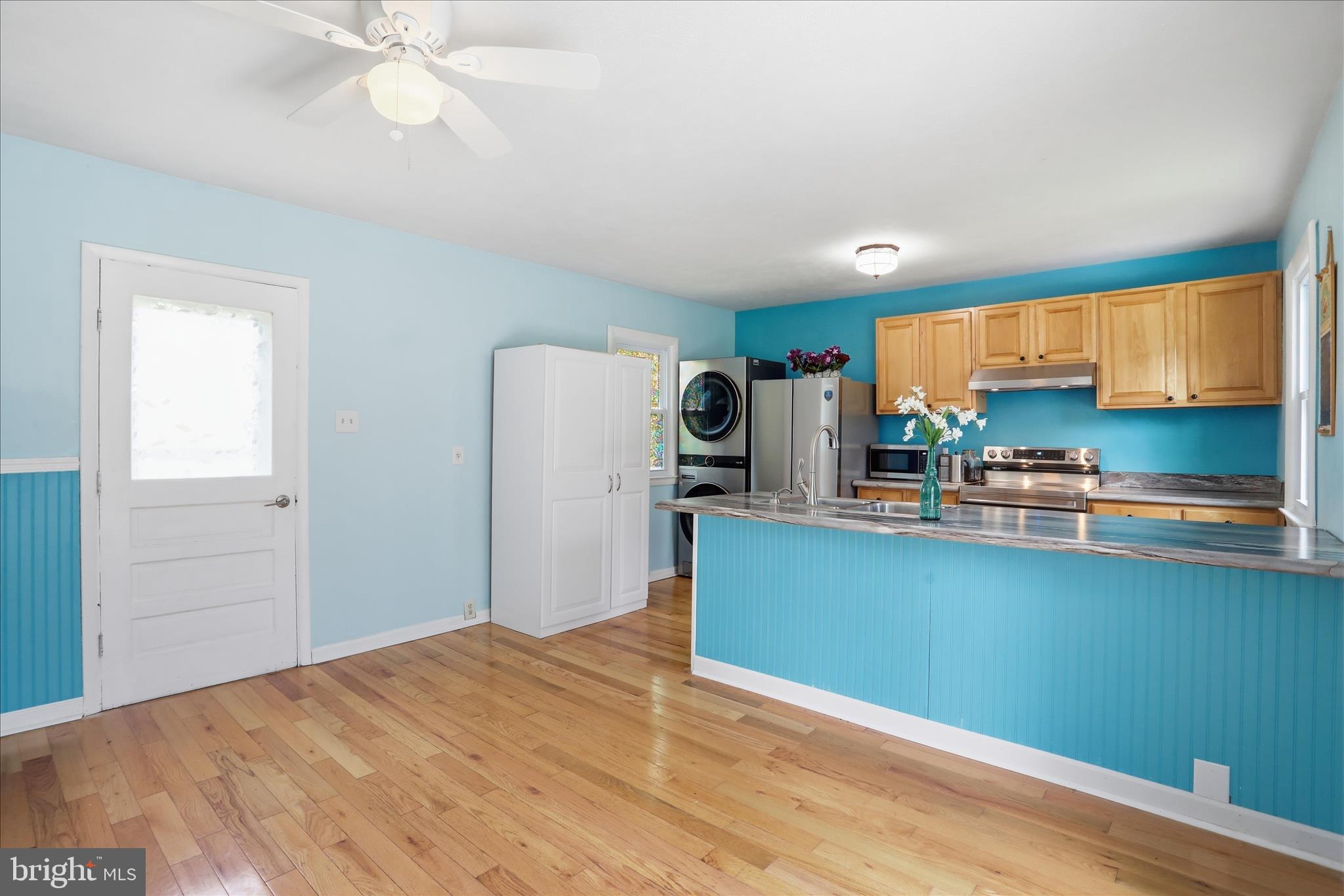 MADISON EDINBURG - Residential