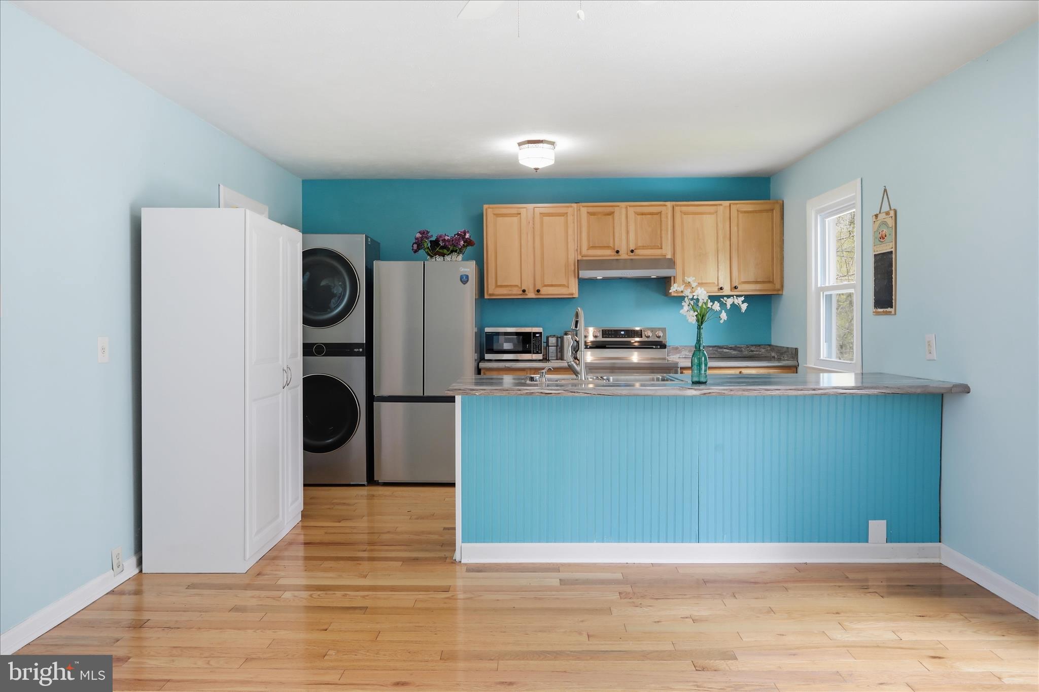 MADISON EDINBURG - Residential