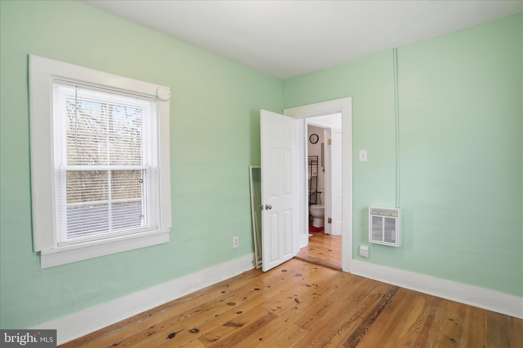 MADISON EDINBURG - Residential