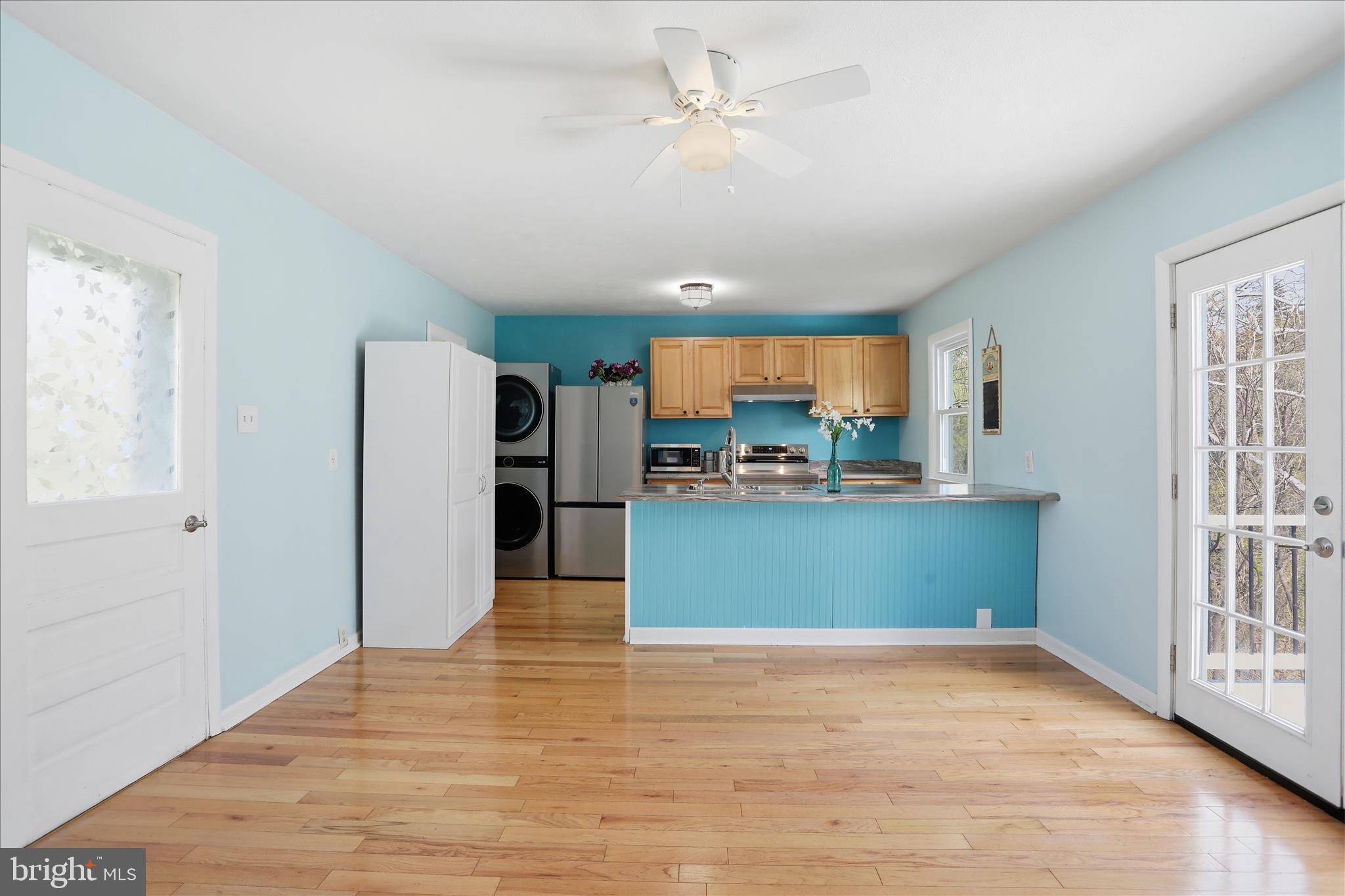 MADISON EDINBURG - Residential