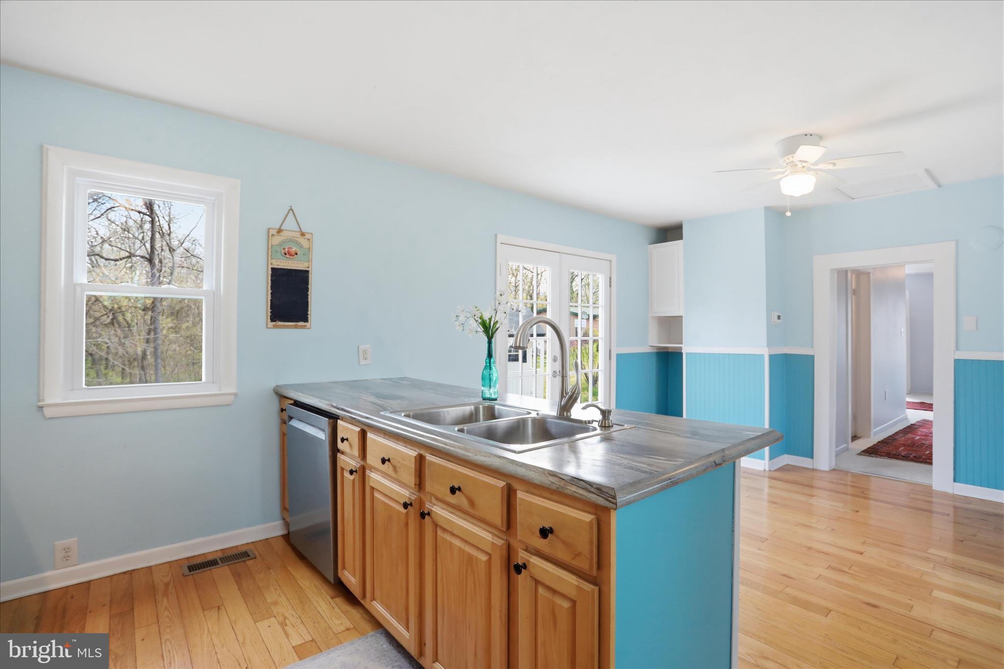 MADISON EDINBURG - Residential