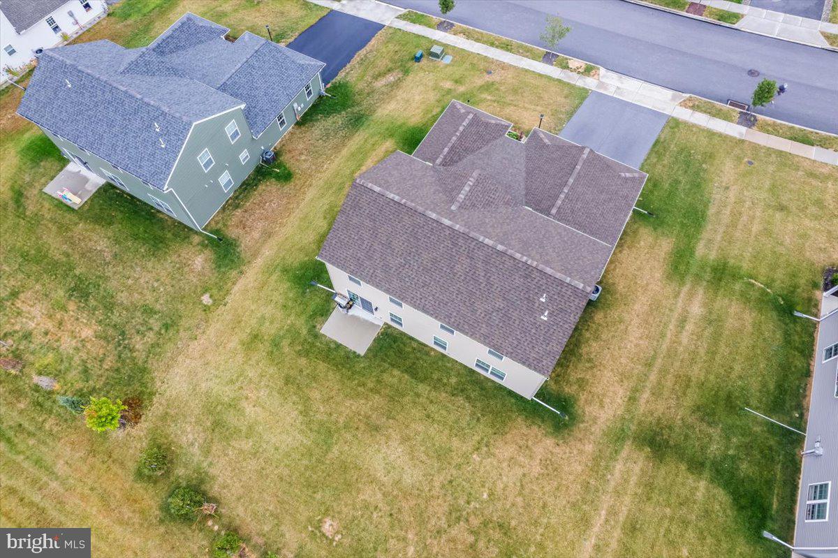 WINDY HEIGHTS, THE NEW - Residential