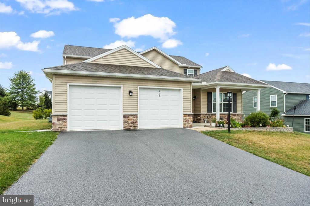 Photo of 206 Eagle Road, DILLSBURG, PA 17019 (MLS # PAYK2090506)