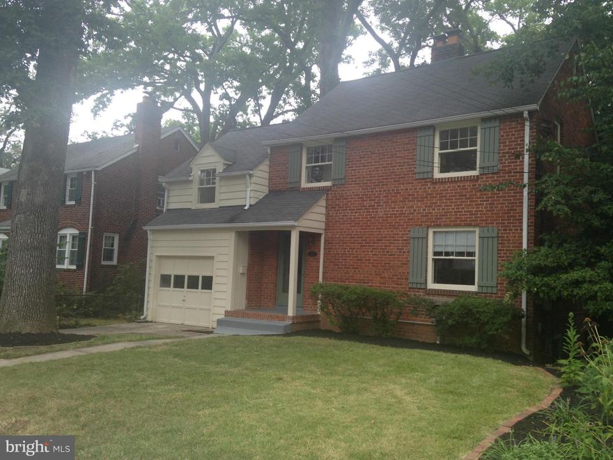 Location, Location! Nice and Cozy Large Colonial, with Large 3Br, 2.5Ba, Sunroom off the Kitchen and Dining Room, Hardwood Floor Throughout, Finished Basement, Entire House is Freshly Painted, New Carpet, Updated Bathroom and Kitchen, Car Garage, Large Fenced-in Back yard, Move in Ready.