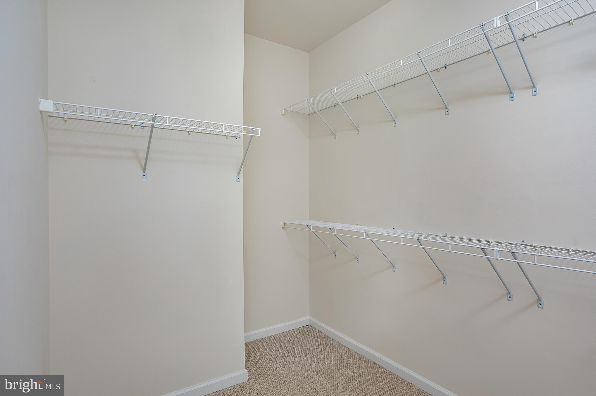 VIRGINIA MANOR CONDOMINIUM - Residential Lease