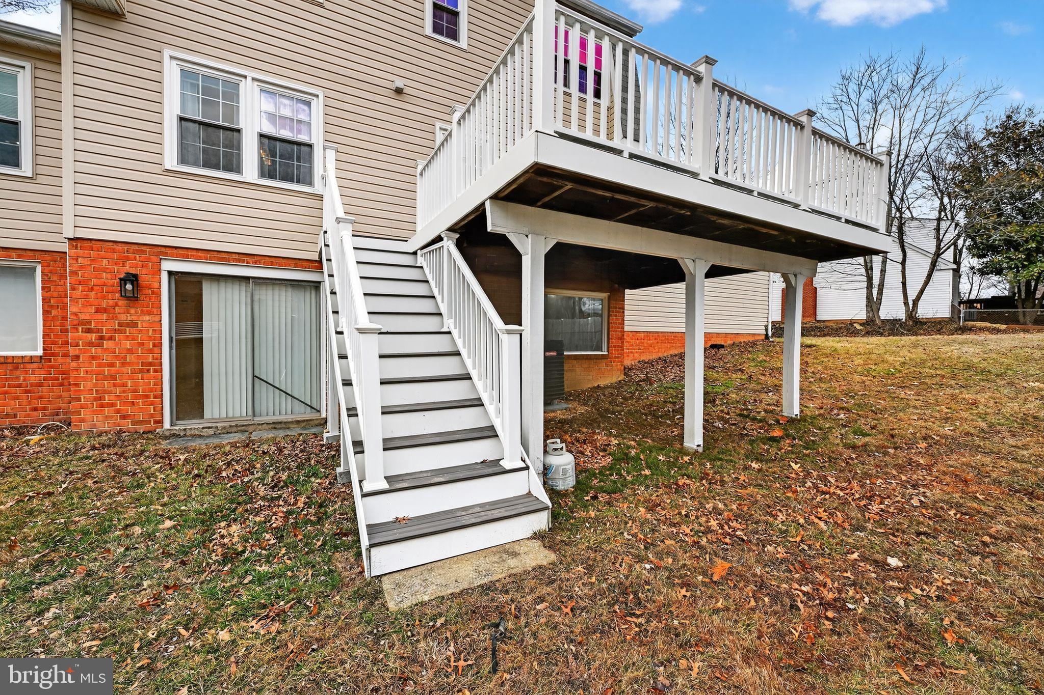 COURTS OF CHANDON - Residential