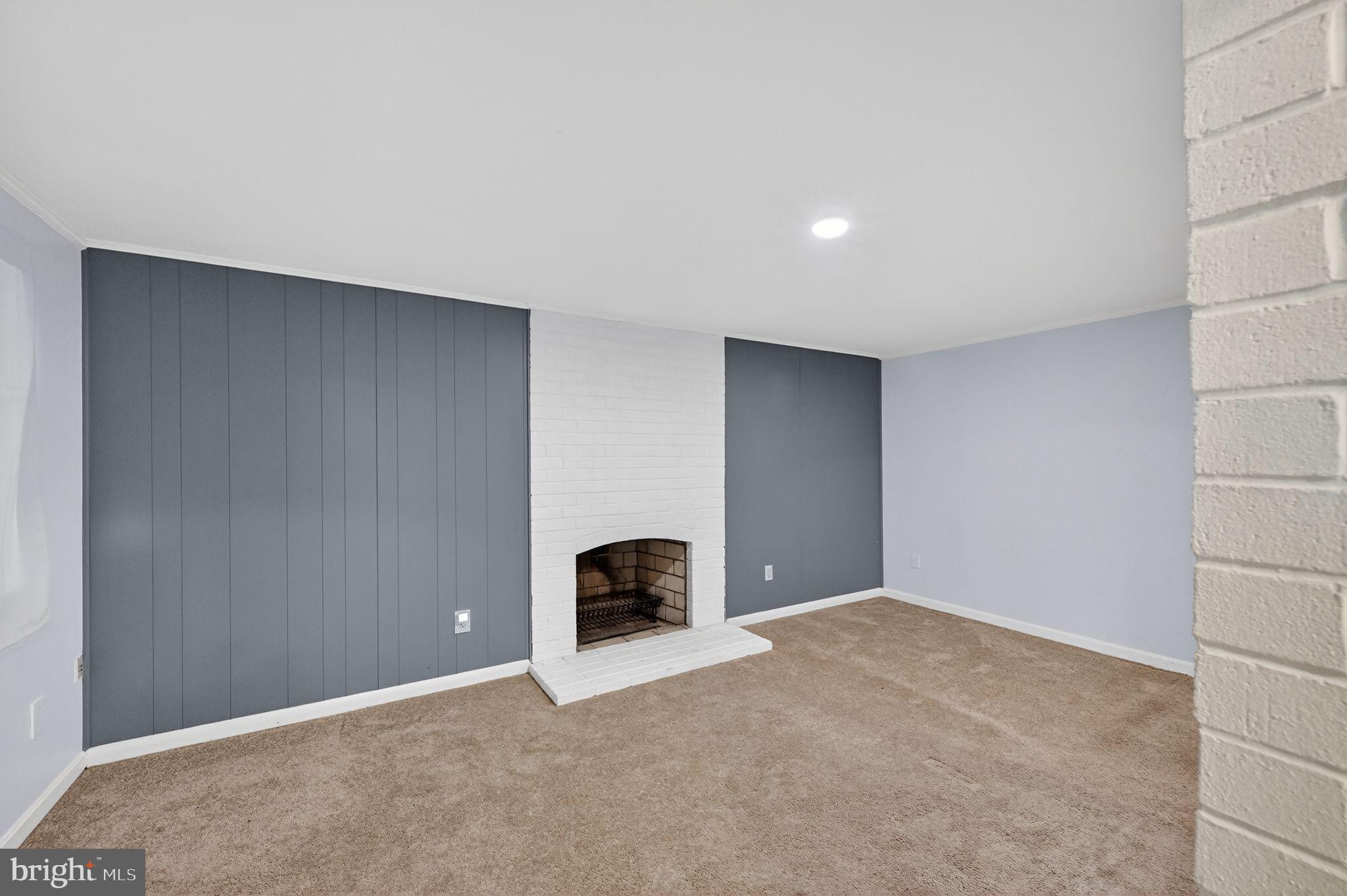 COURTS OF CHANDON - Residential