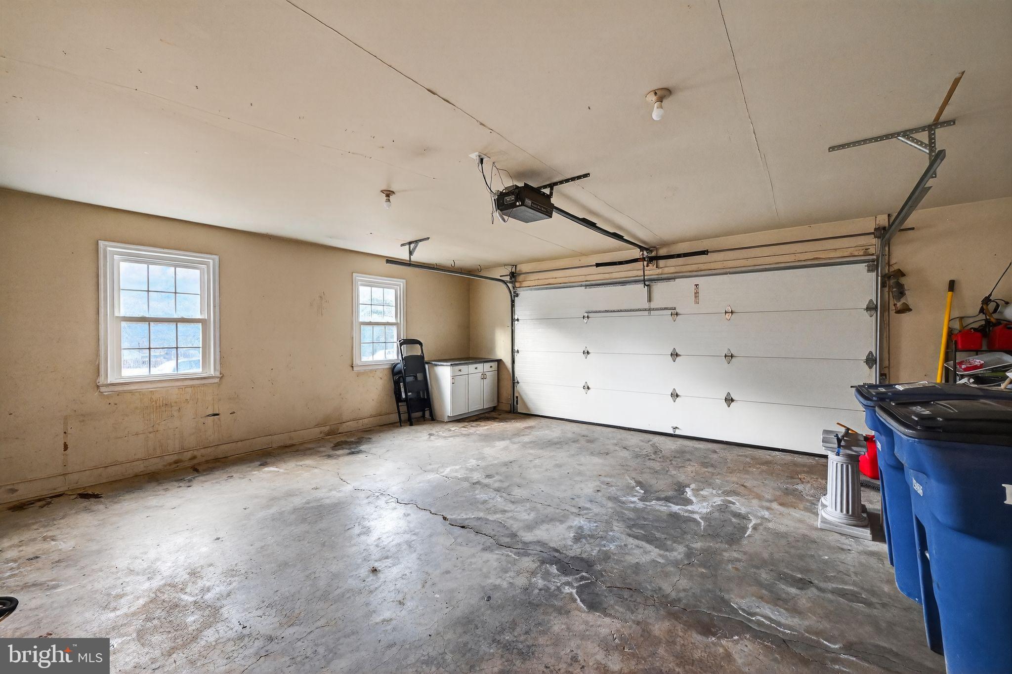 COURTS OF CHANDON - Residential