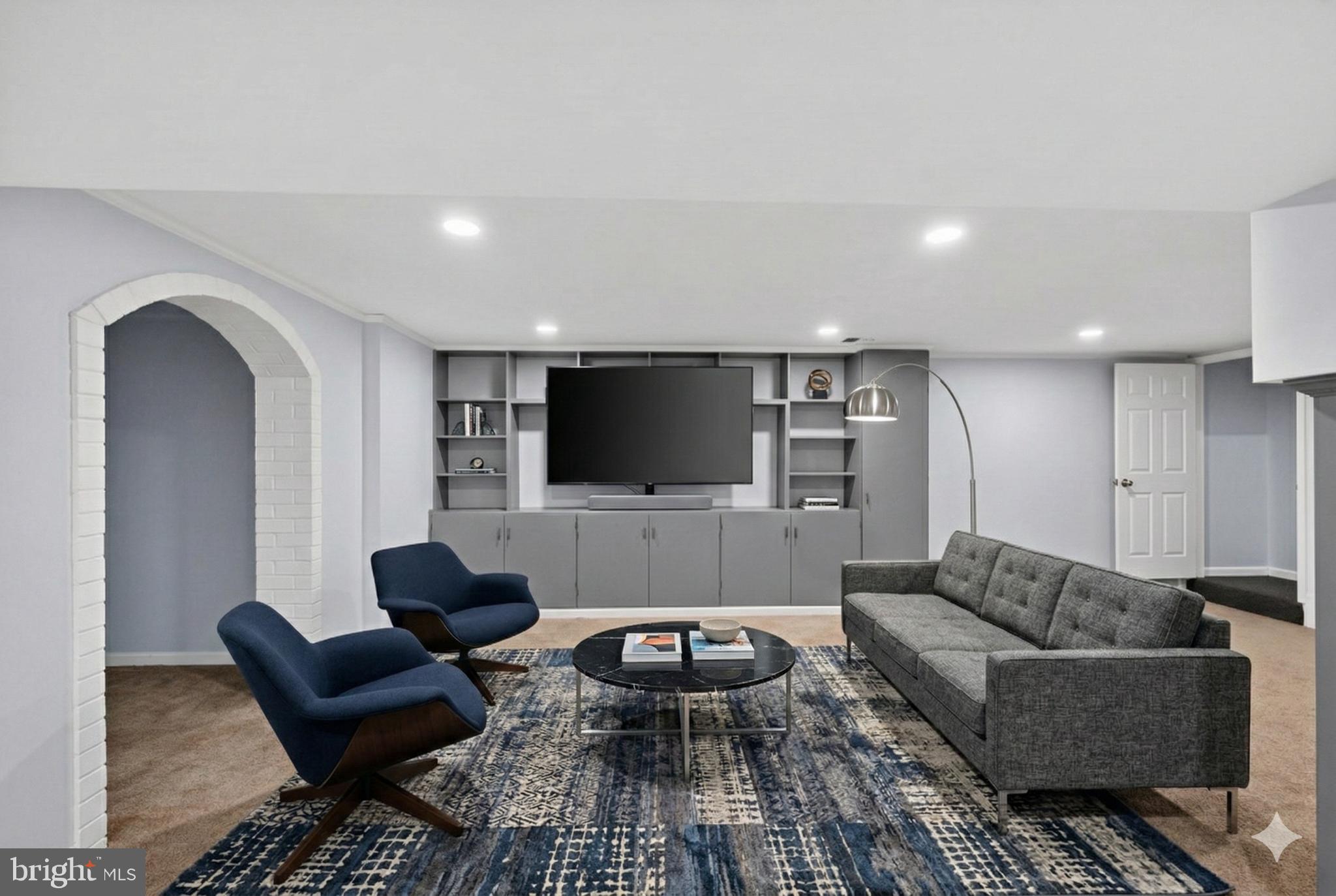 COURTS OF CHANDON - Residential